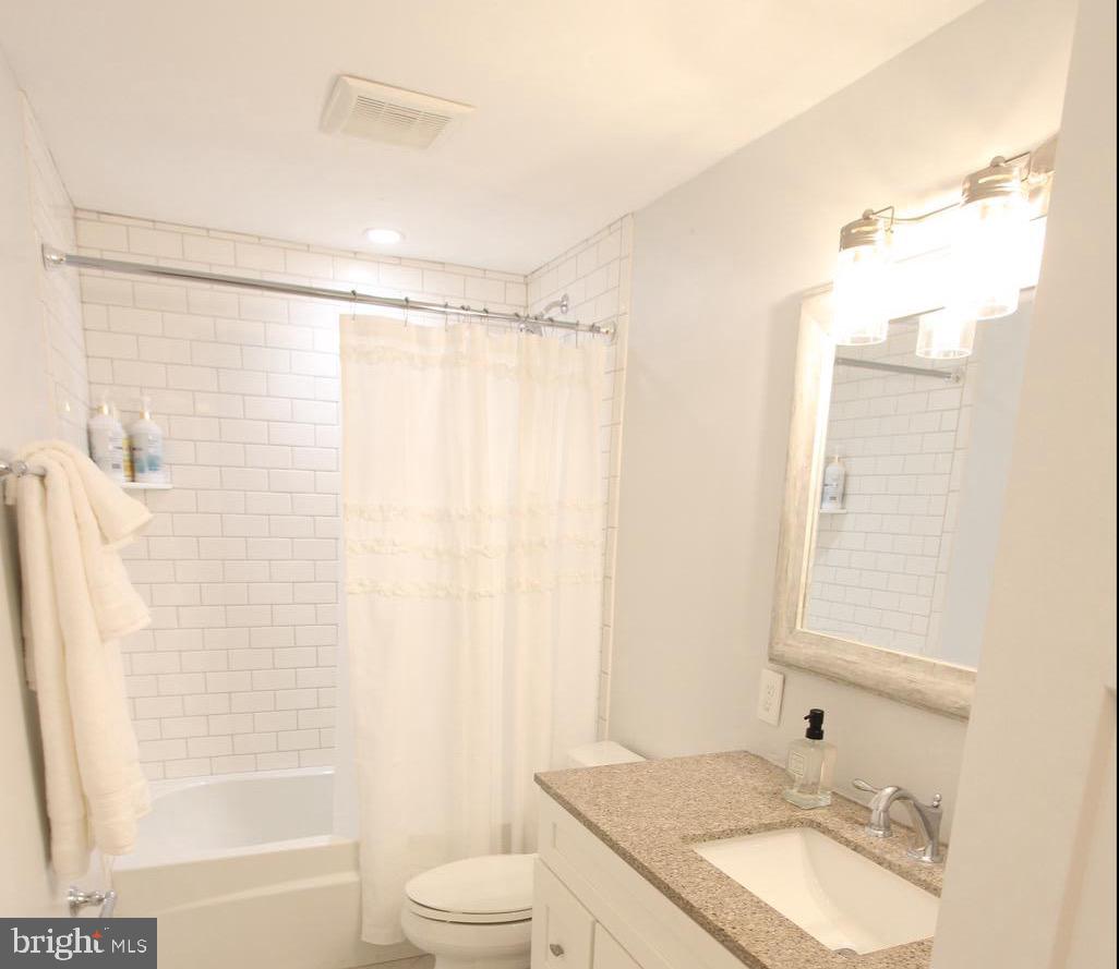 LUTHERVILLE - Residential