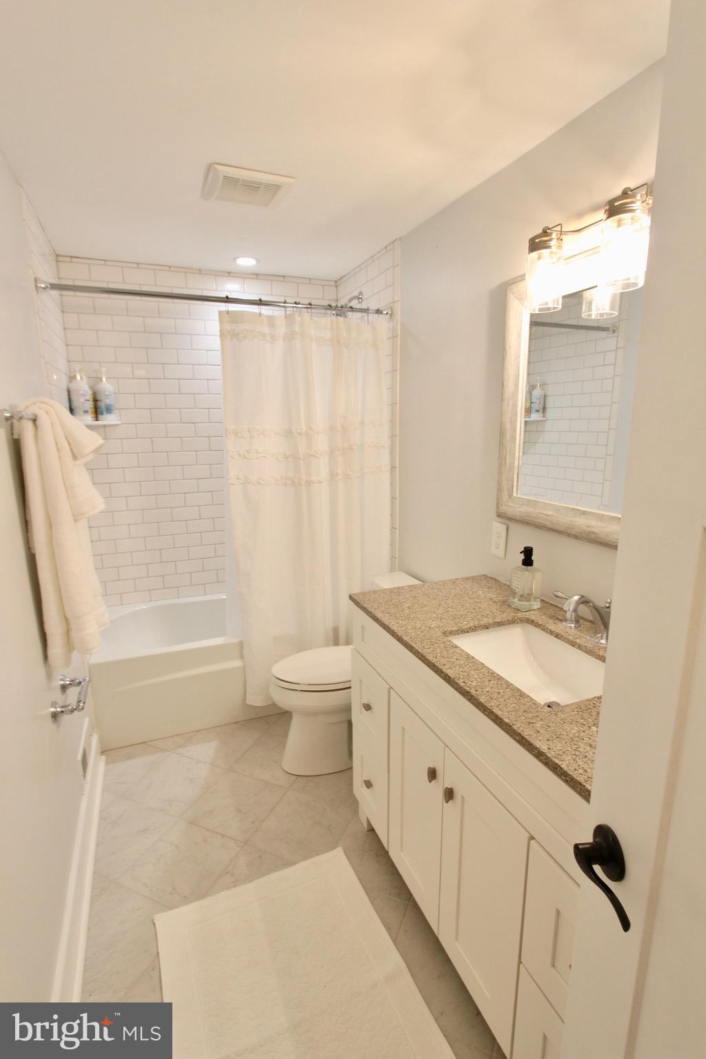 LUTHERVILLE - Residential