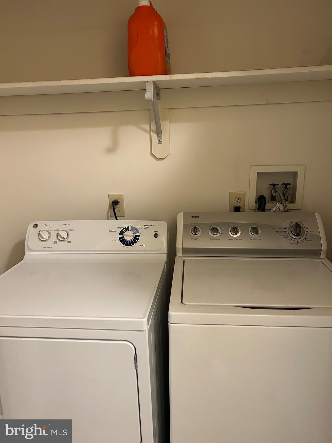 EVIAN - Residential Lease