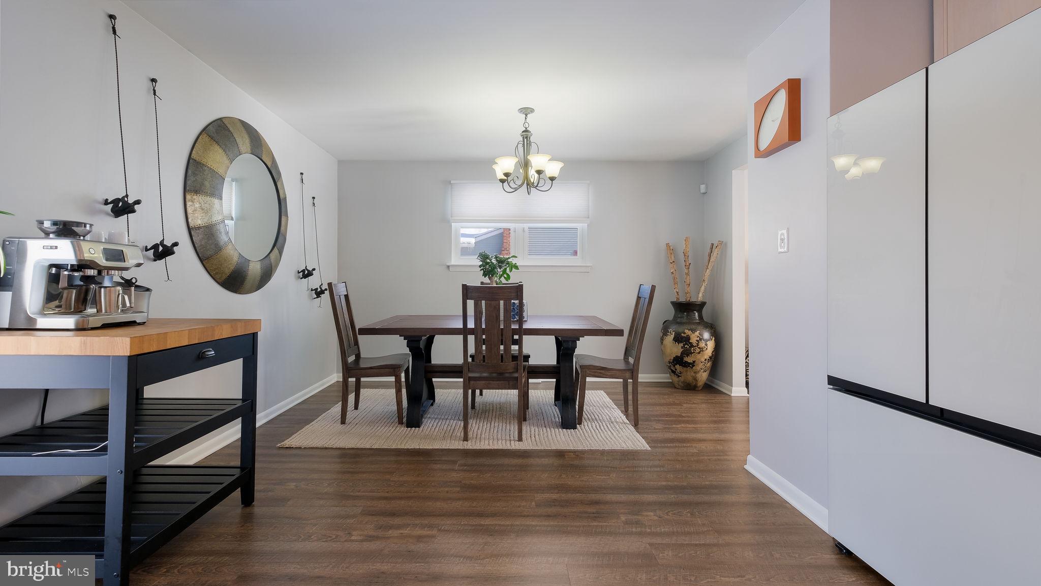 MEADOW GLEN - Residential