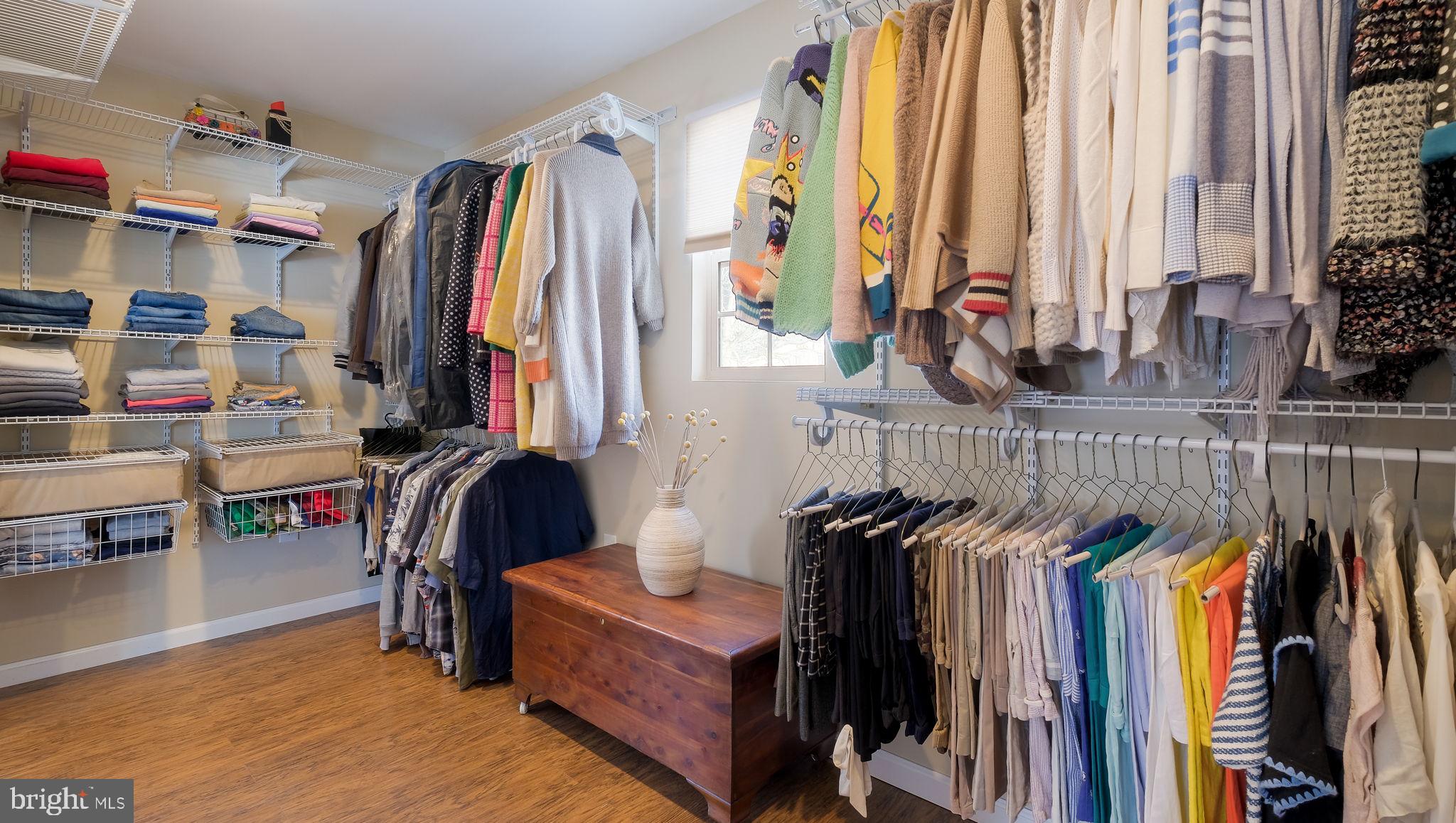 MEADOW GLEN - Residential