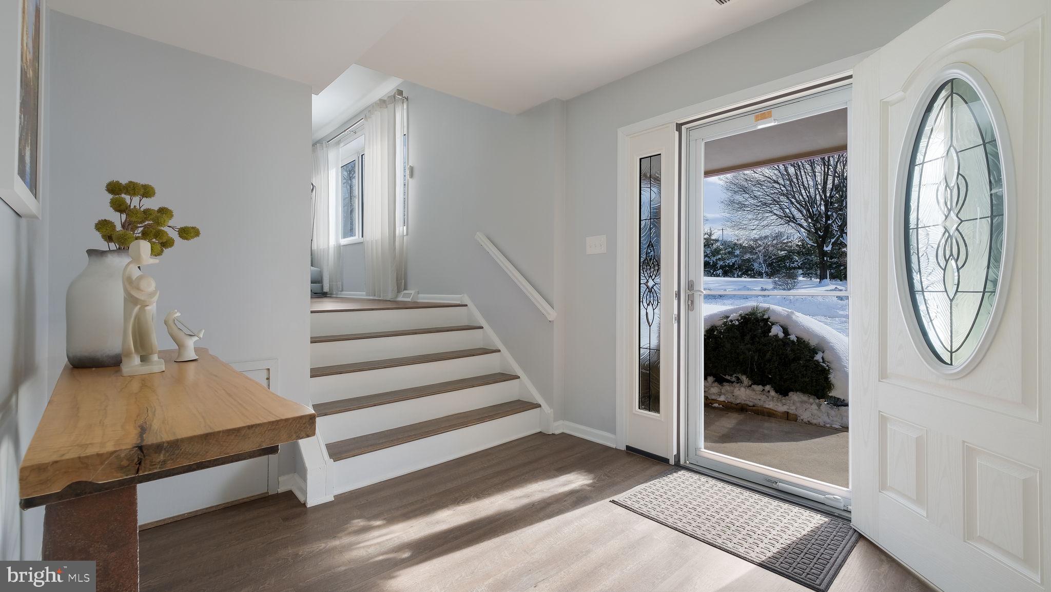 MEADOW GLEN - Residential