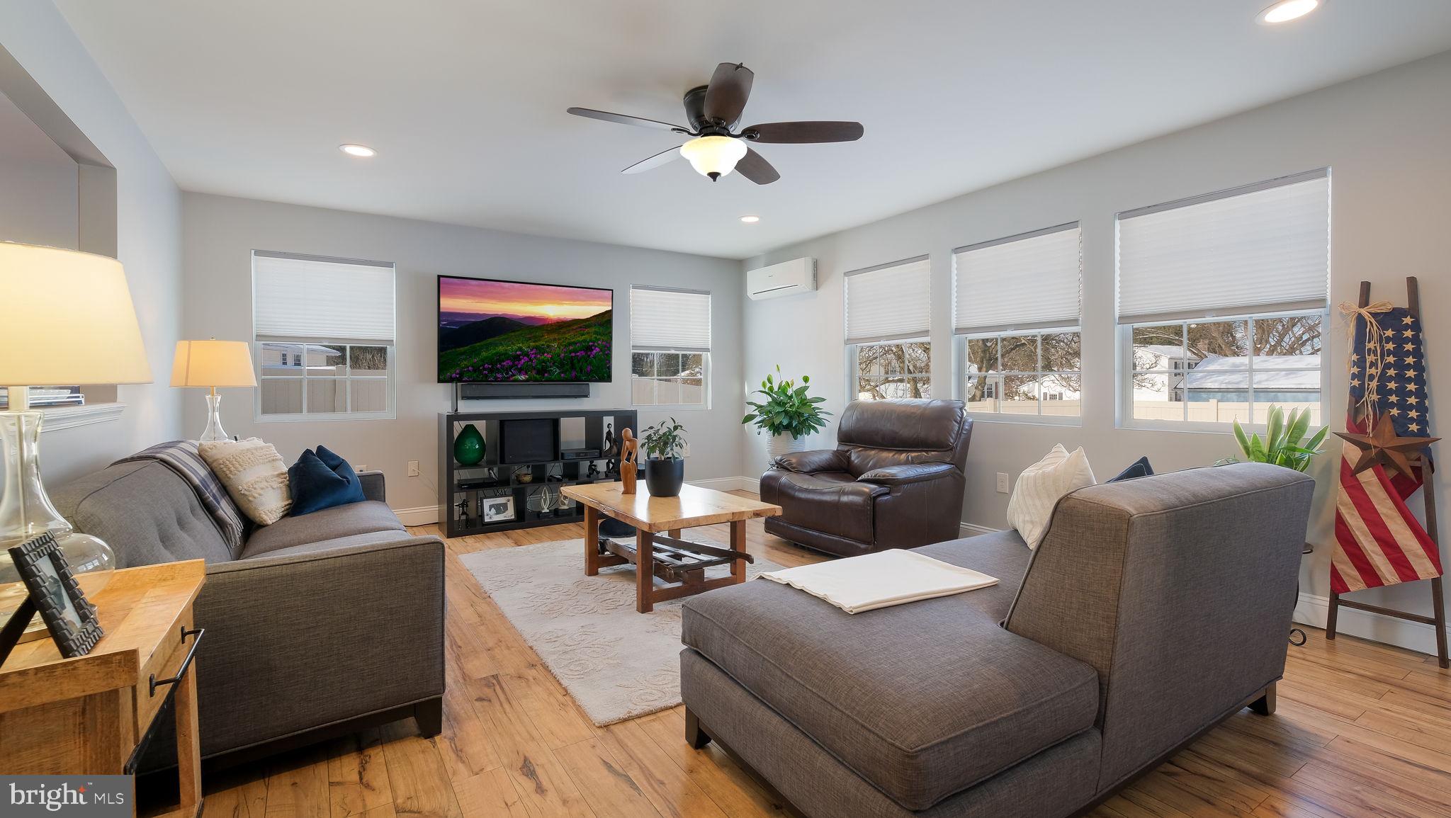 MEADOW GLEN - Residential