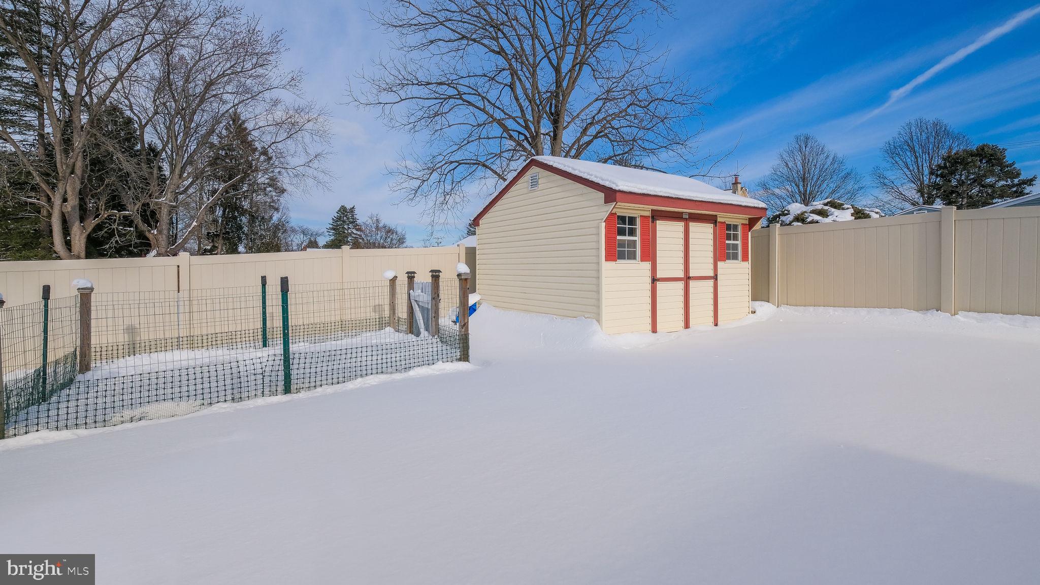 MEADOW GLEN - Residential