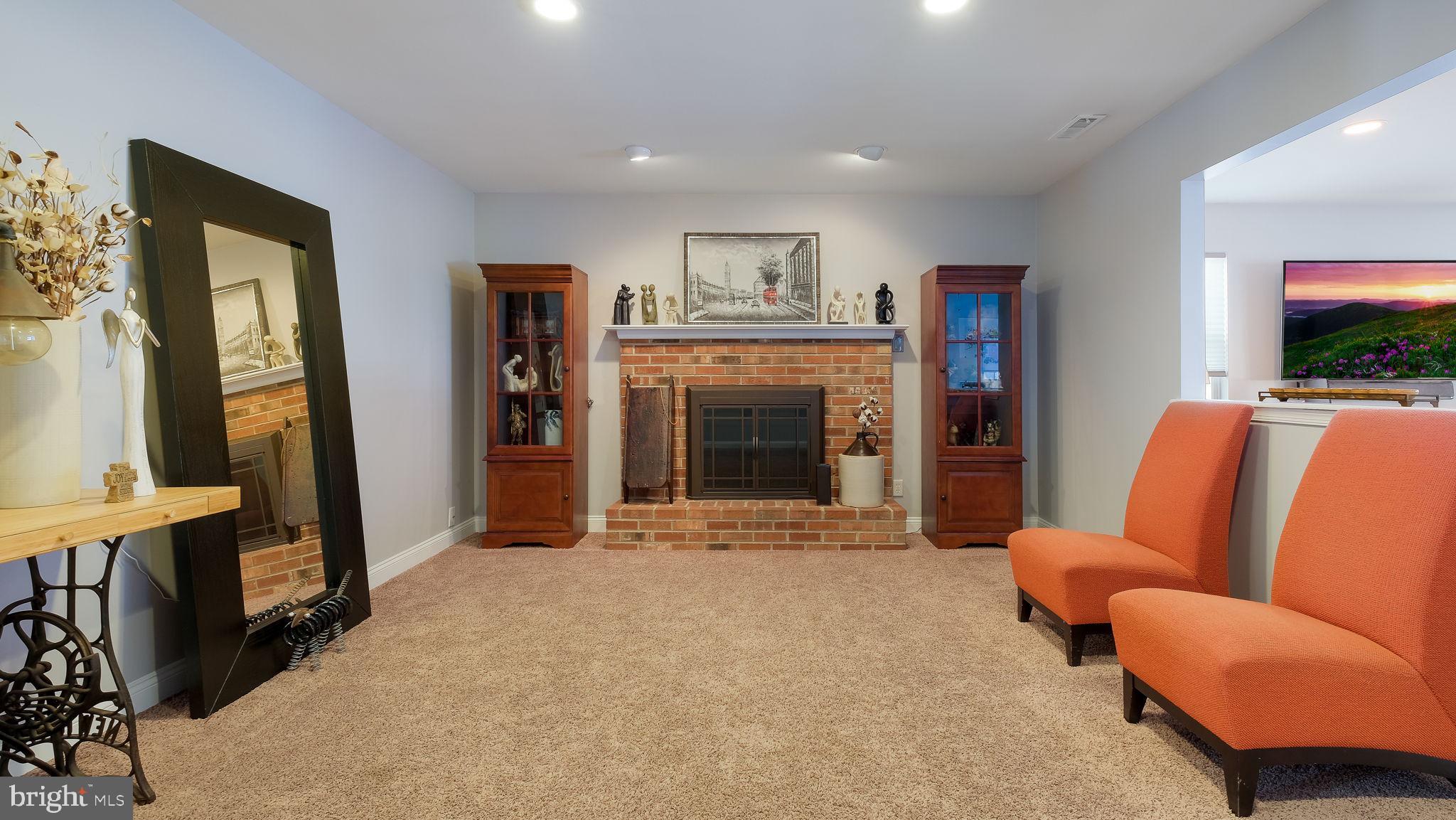 MEADOW GLEN - Residential