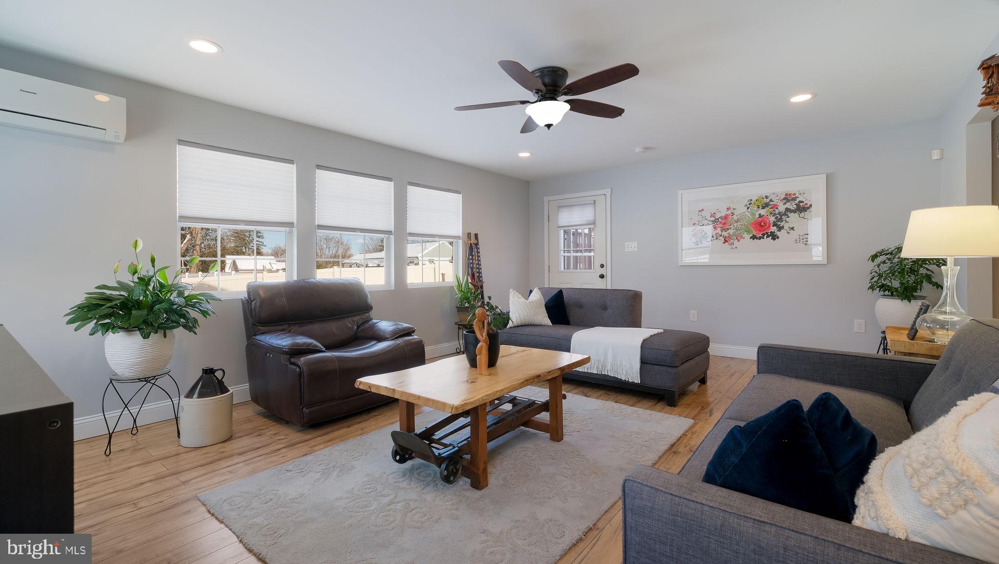 MEADOW GLEN - Residential