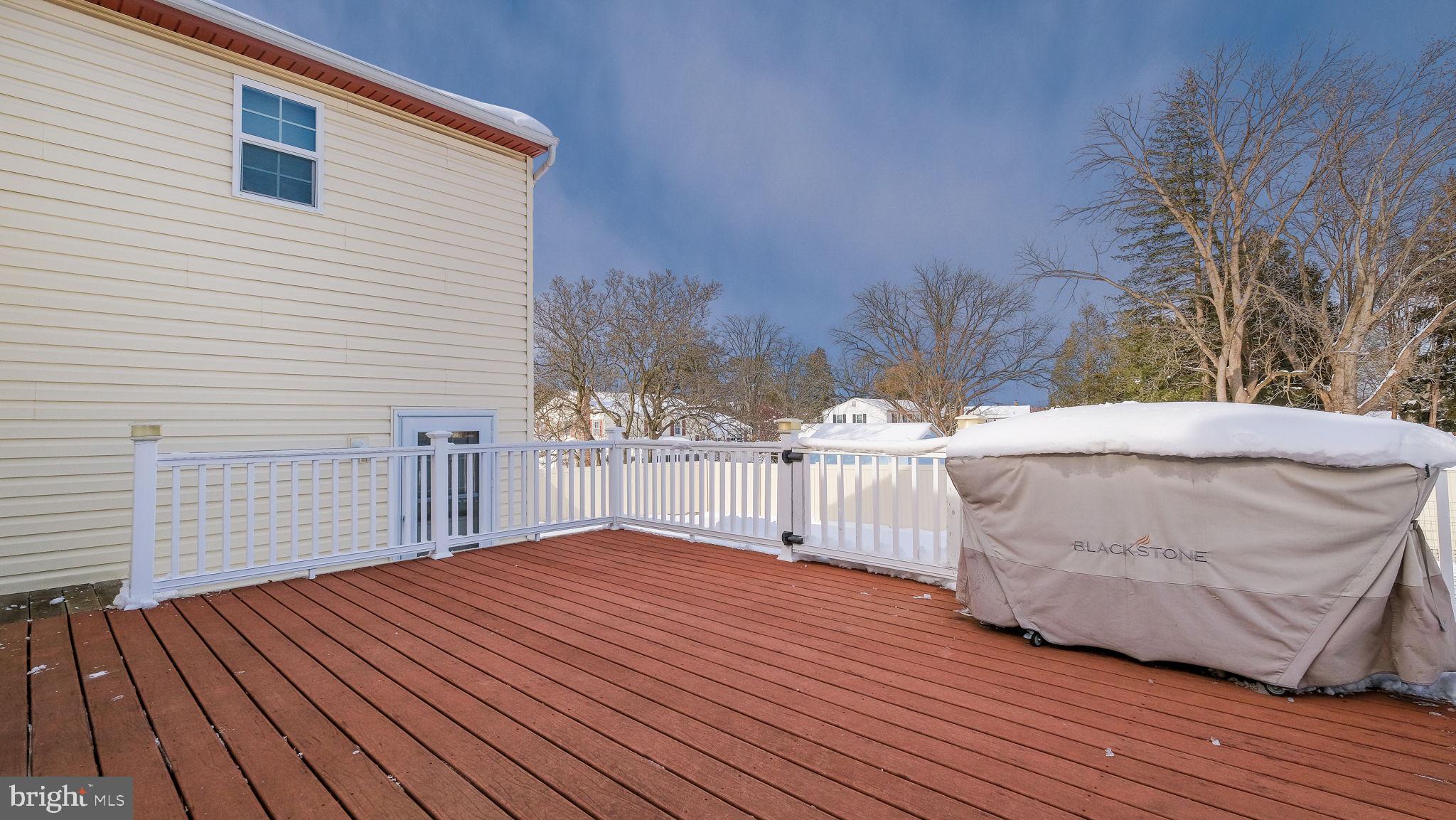 MEADOW GLEN - Residential