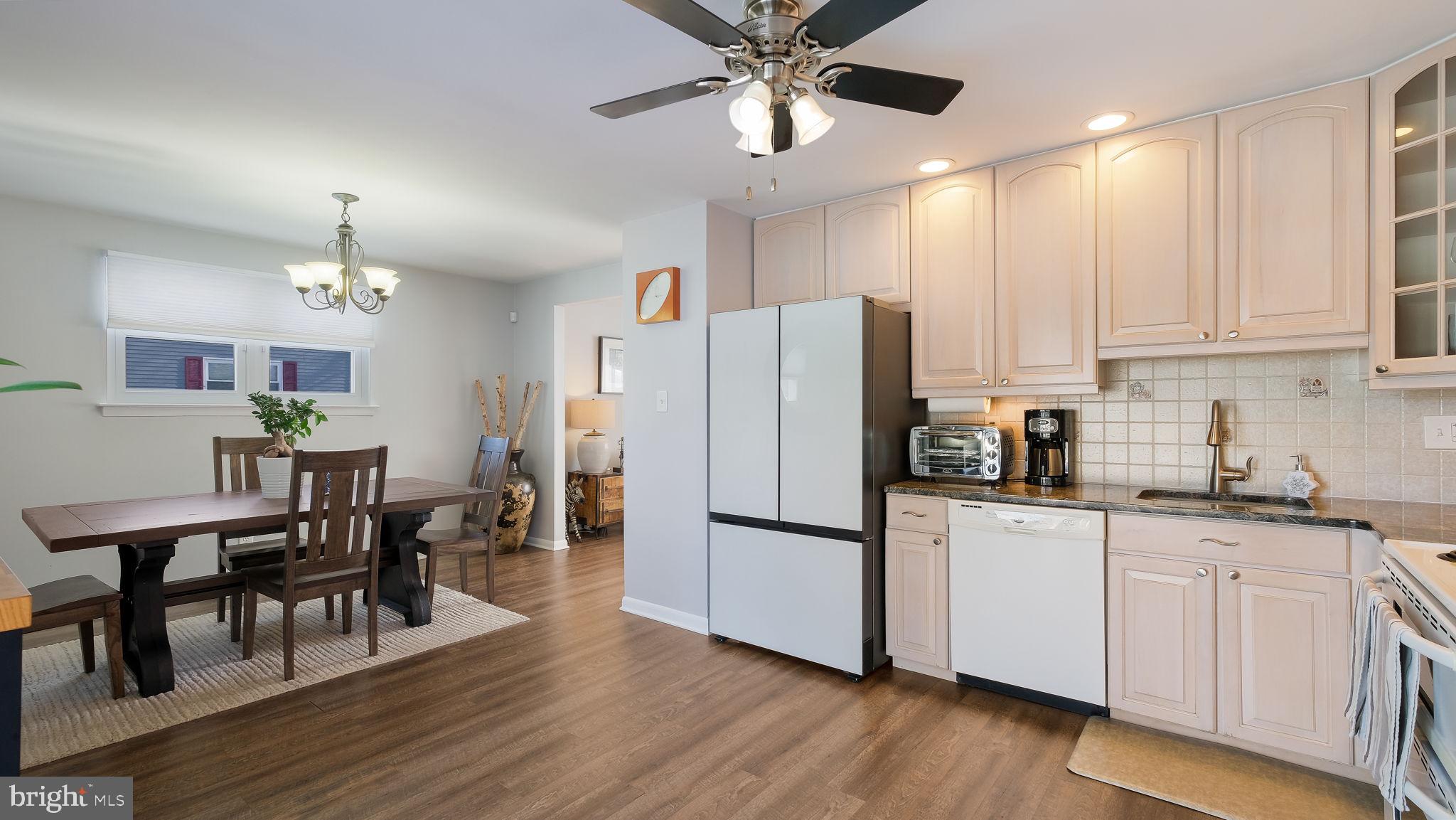 MEADOW GLEN - Residential