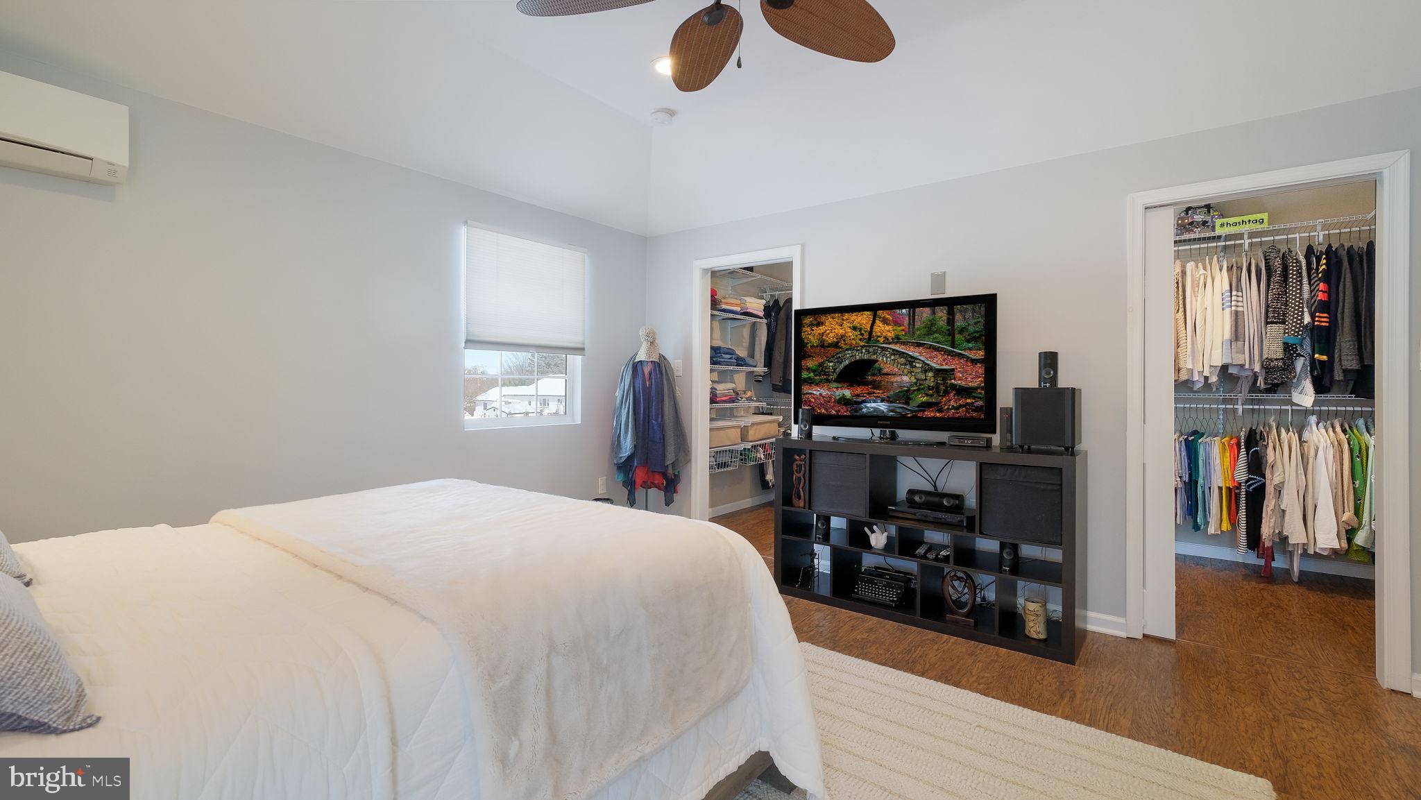 MEADOW GLEN - Residential