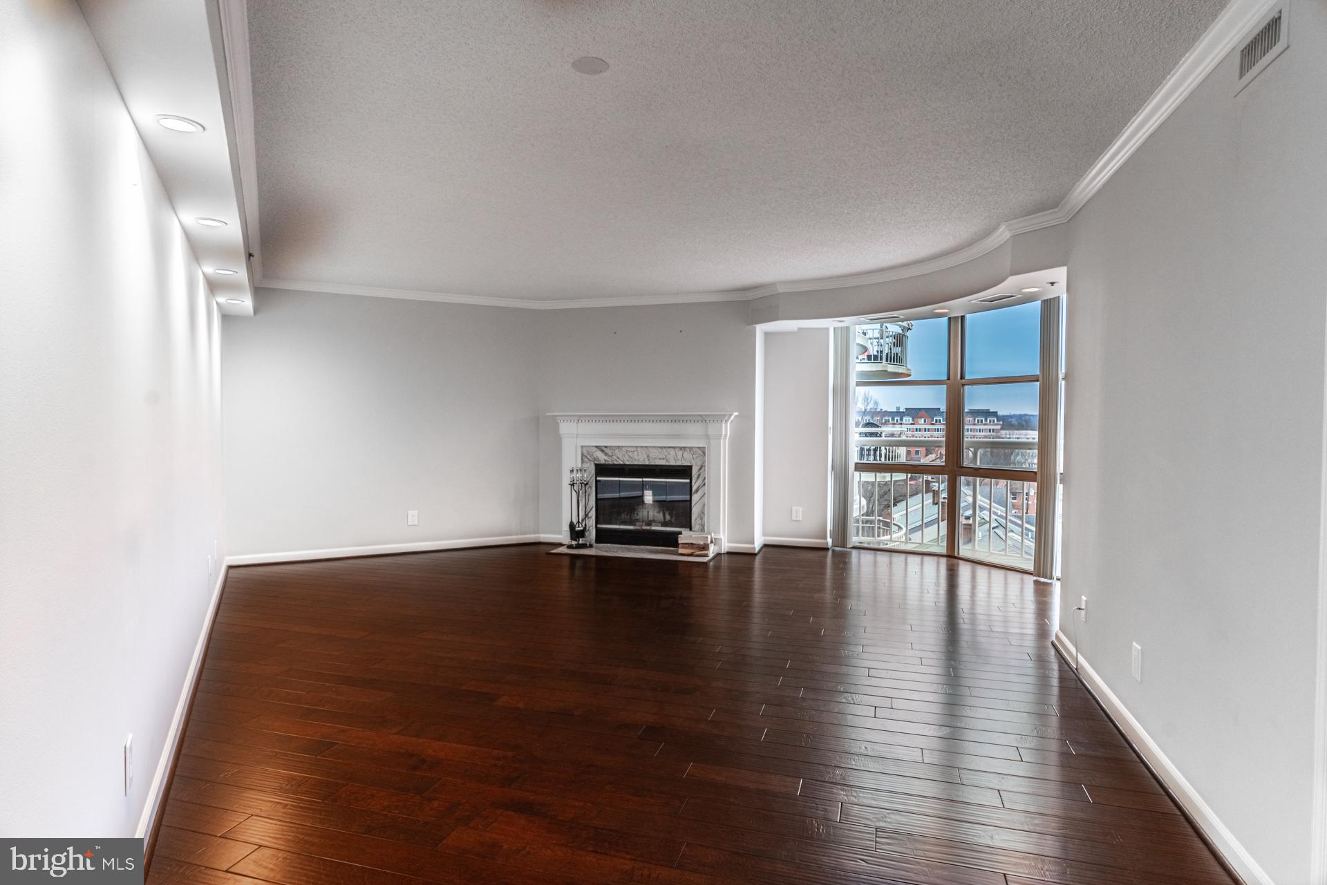 BRADDOCK PLACE - Residential Lease