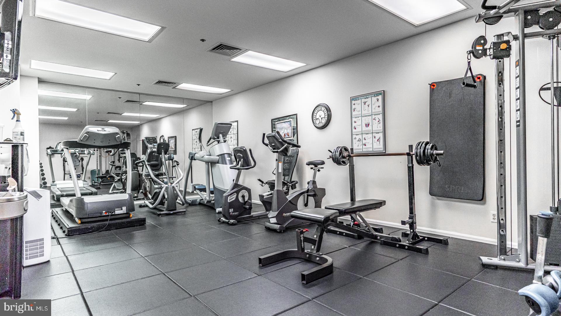 BRADDOCK PLACE - Residential Lease