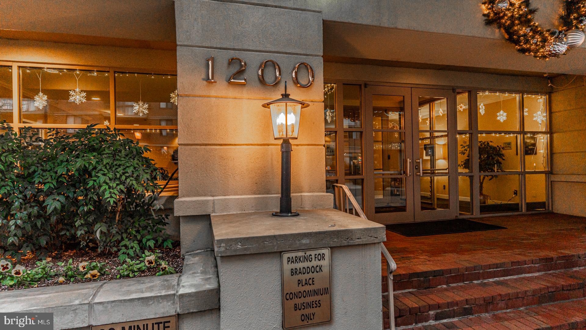 BRADDOCK PLACE - Residential Lease