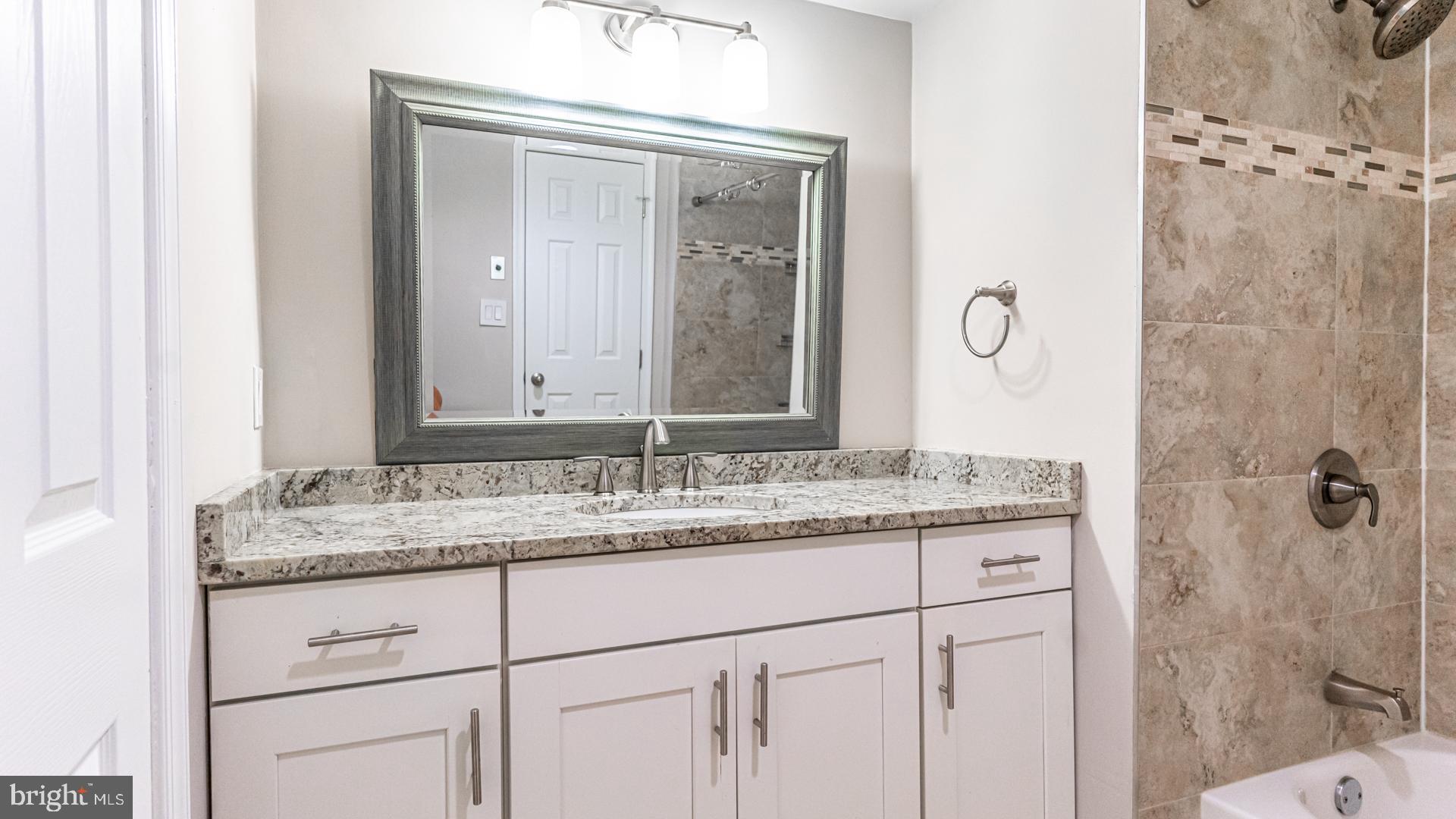 BRADDOCK PLACE - Residential Lease