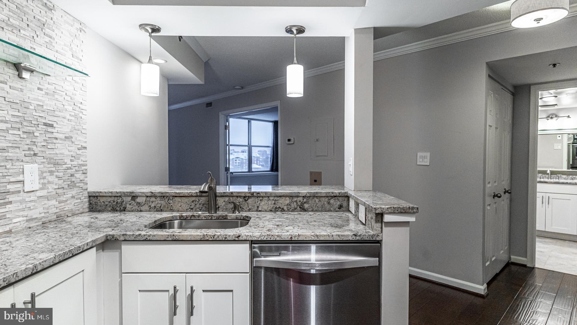 BRADDOCK PLACE - Residential Lease