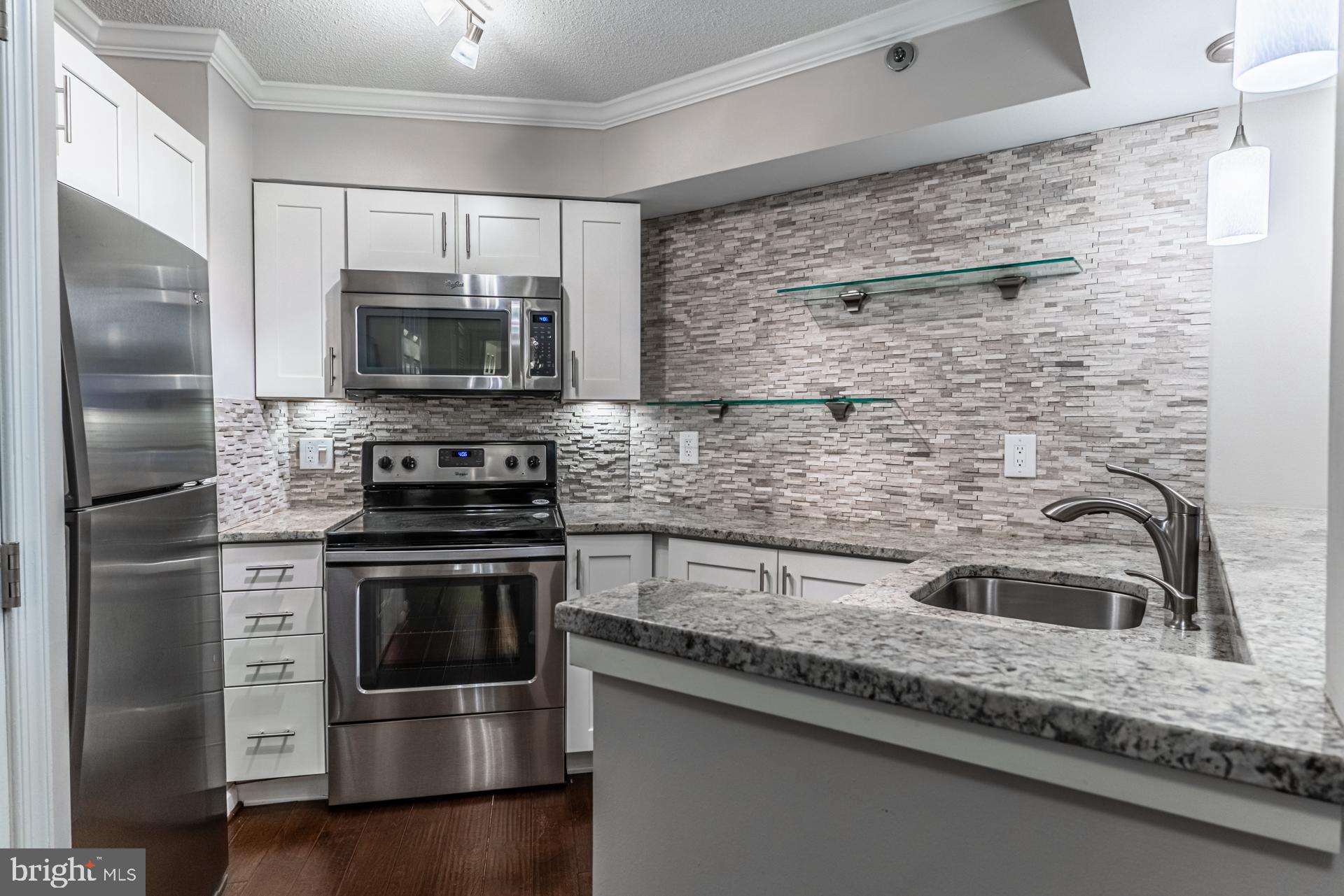 BRADDOCK PLACE - Residential Lease