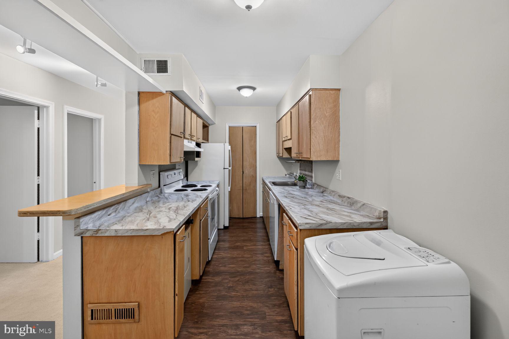 5901 KINGSFORD ROAD H 442