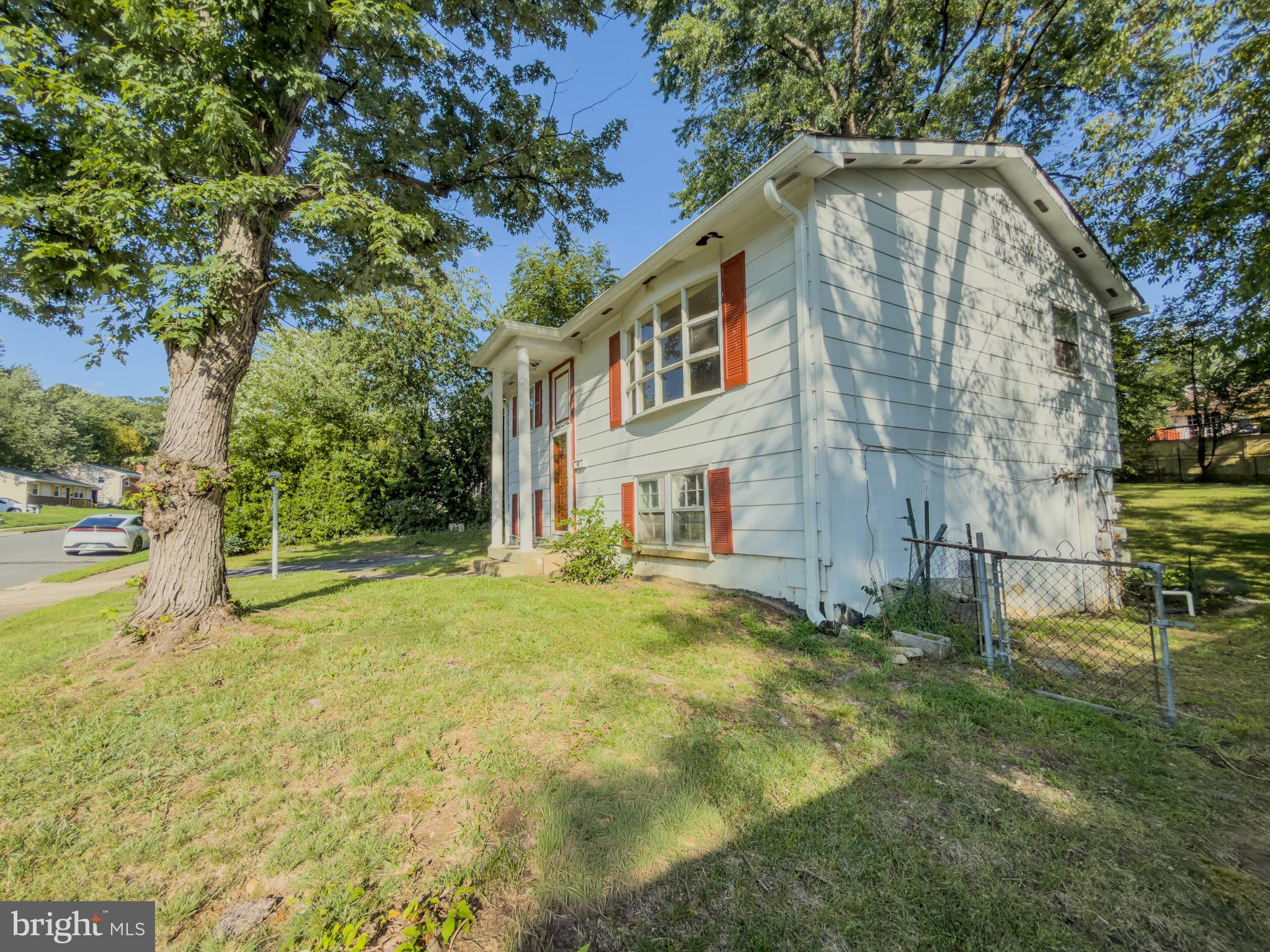 4509 HAMILTON DRIVE