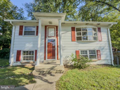 Photo of 4509 Hamilton Drive, WOODBRIDGE, VA 22193 (MLS # VAPW2128202)
