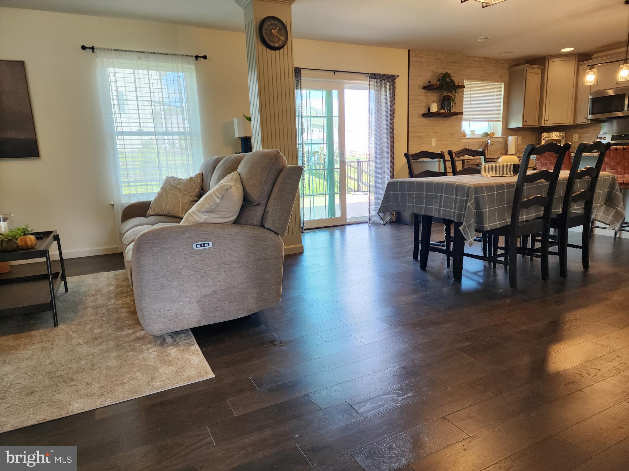 PINE VIEW ESTATES - Residential