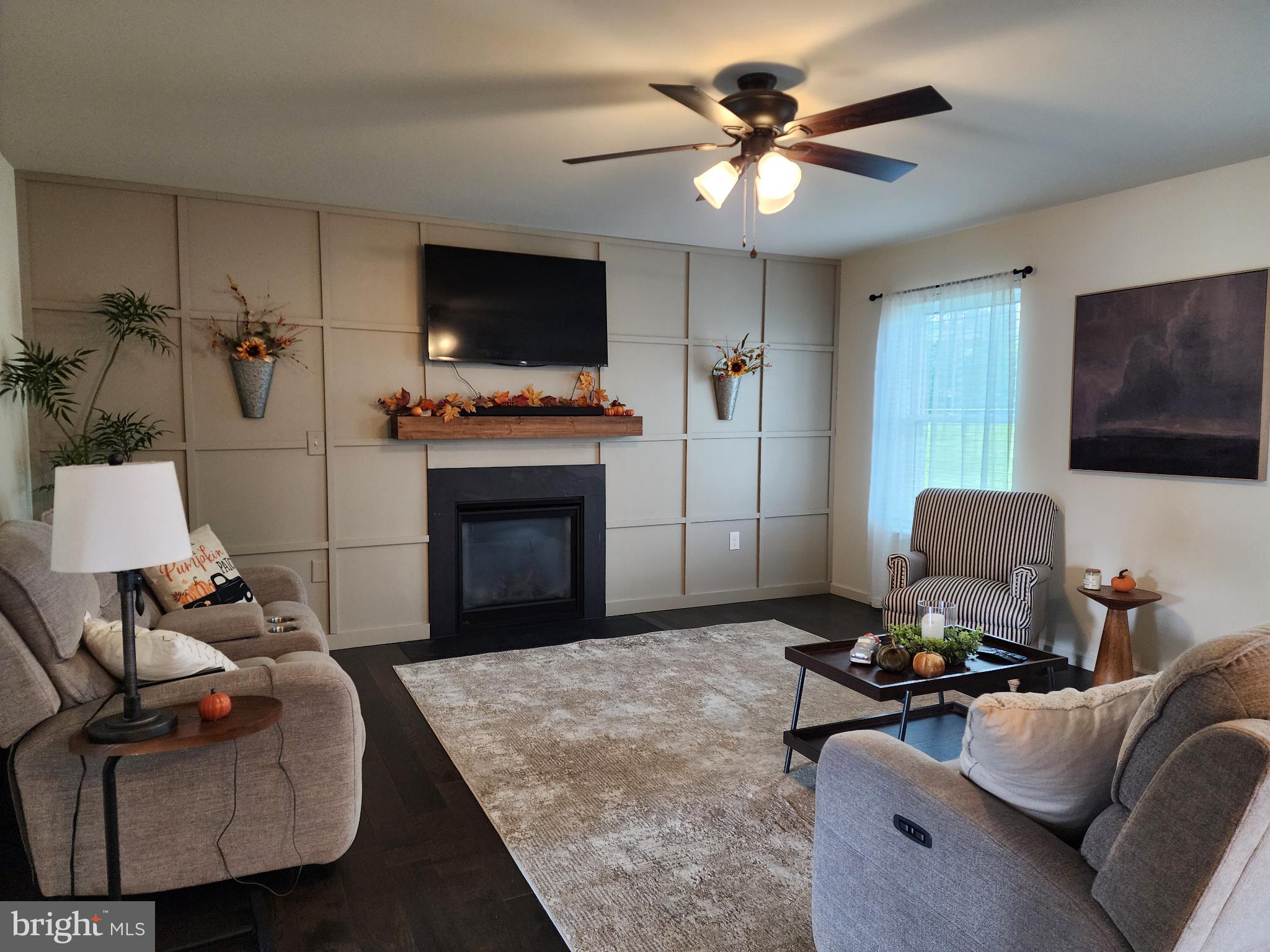 PINE VIEW ESTATES - Residential