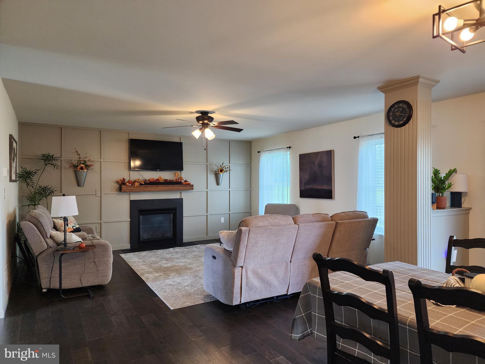 PINE VIEW ESTATES - Residential