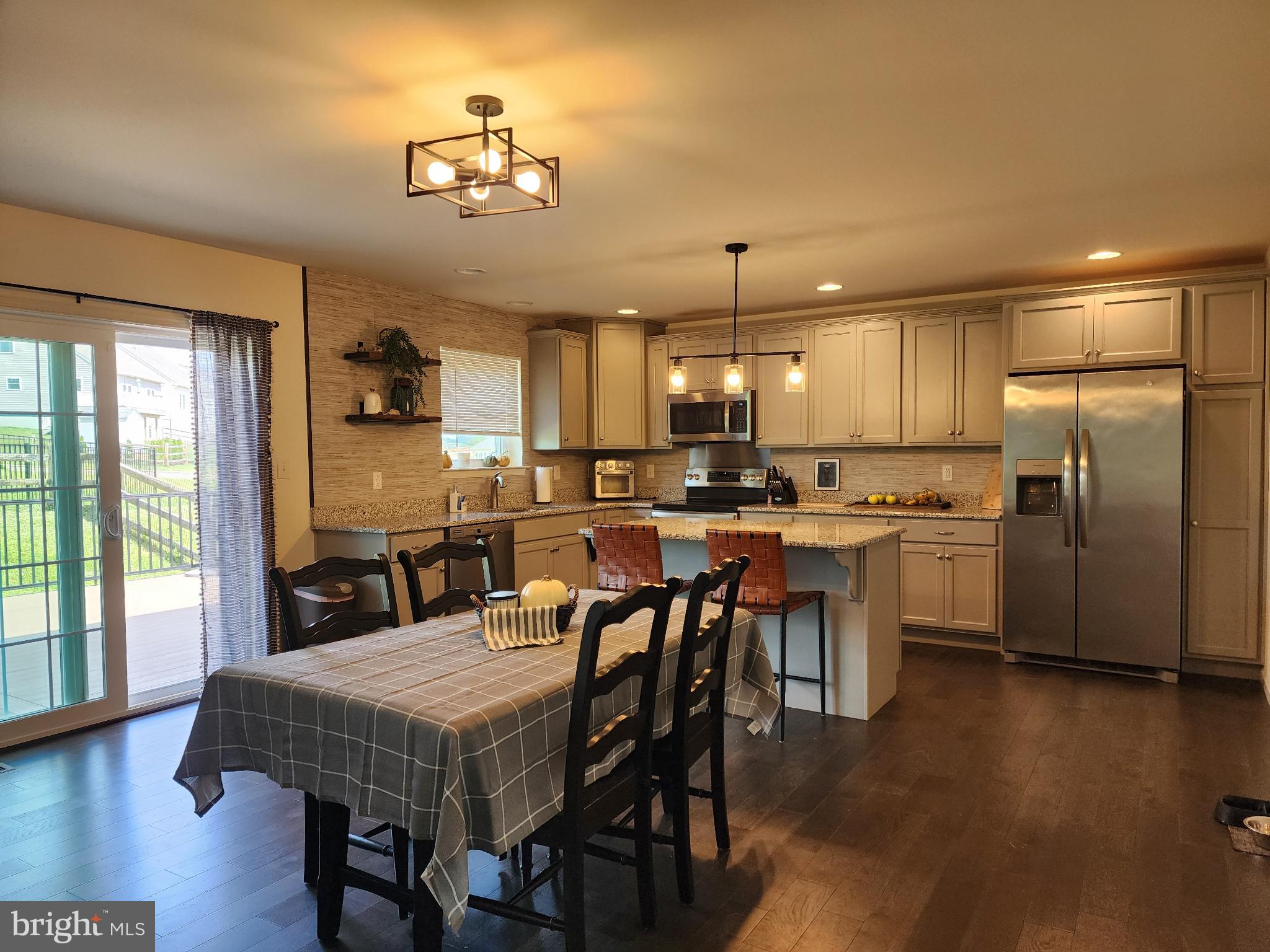 PINE VIEW ESTATES - Residential