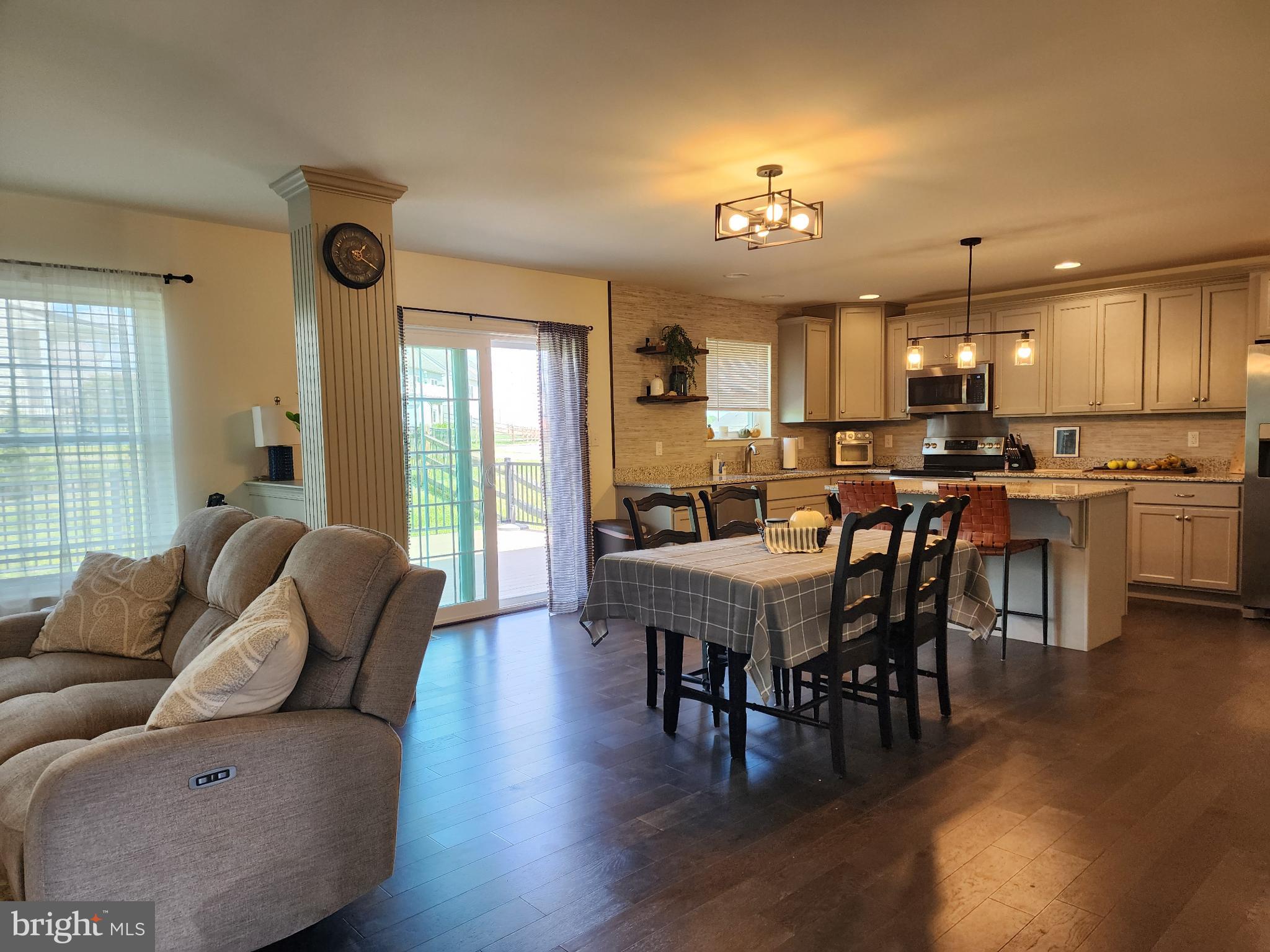 PINE VIEW ESTATES - Residential