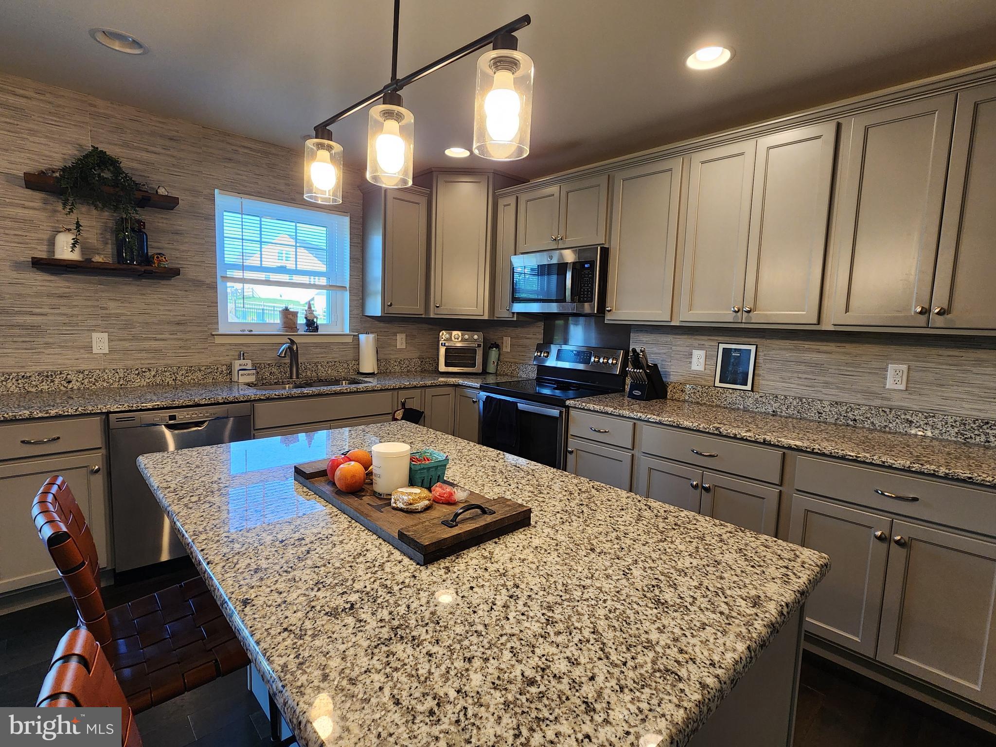 PINE VIEW ESTATES - Residential