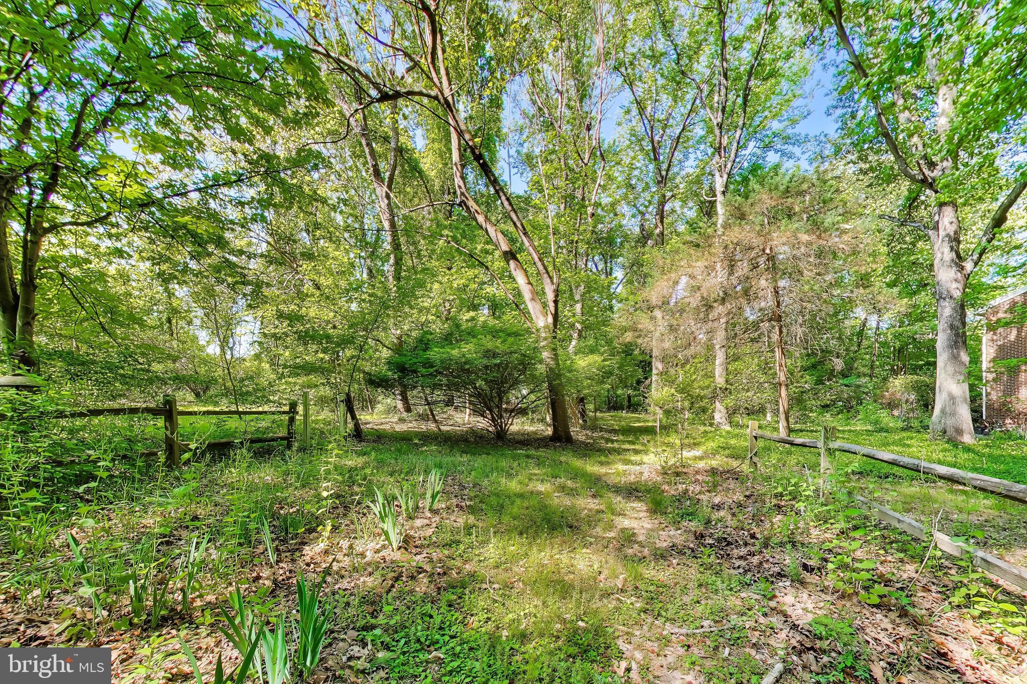 CROOM ACRES - Residential