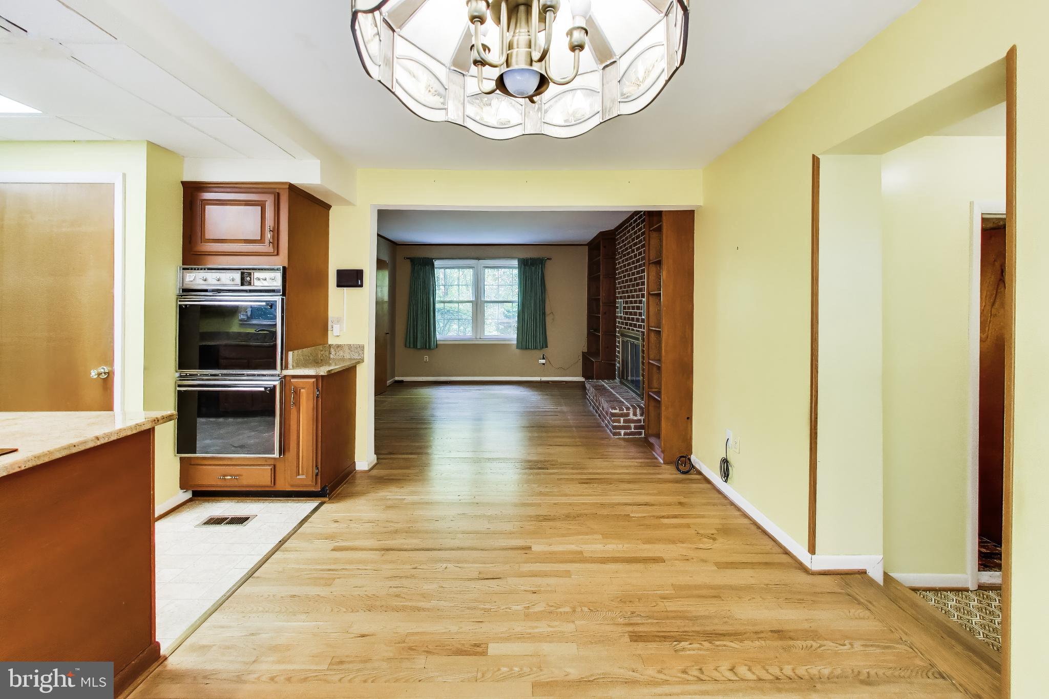 CROOM ACRES - Residential