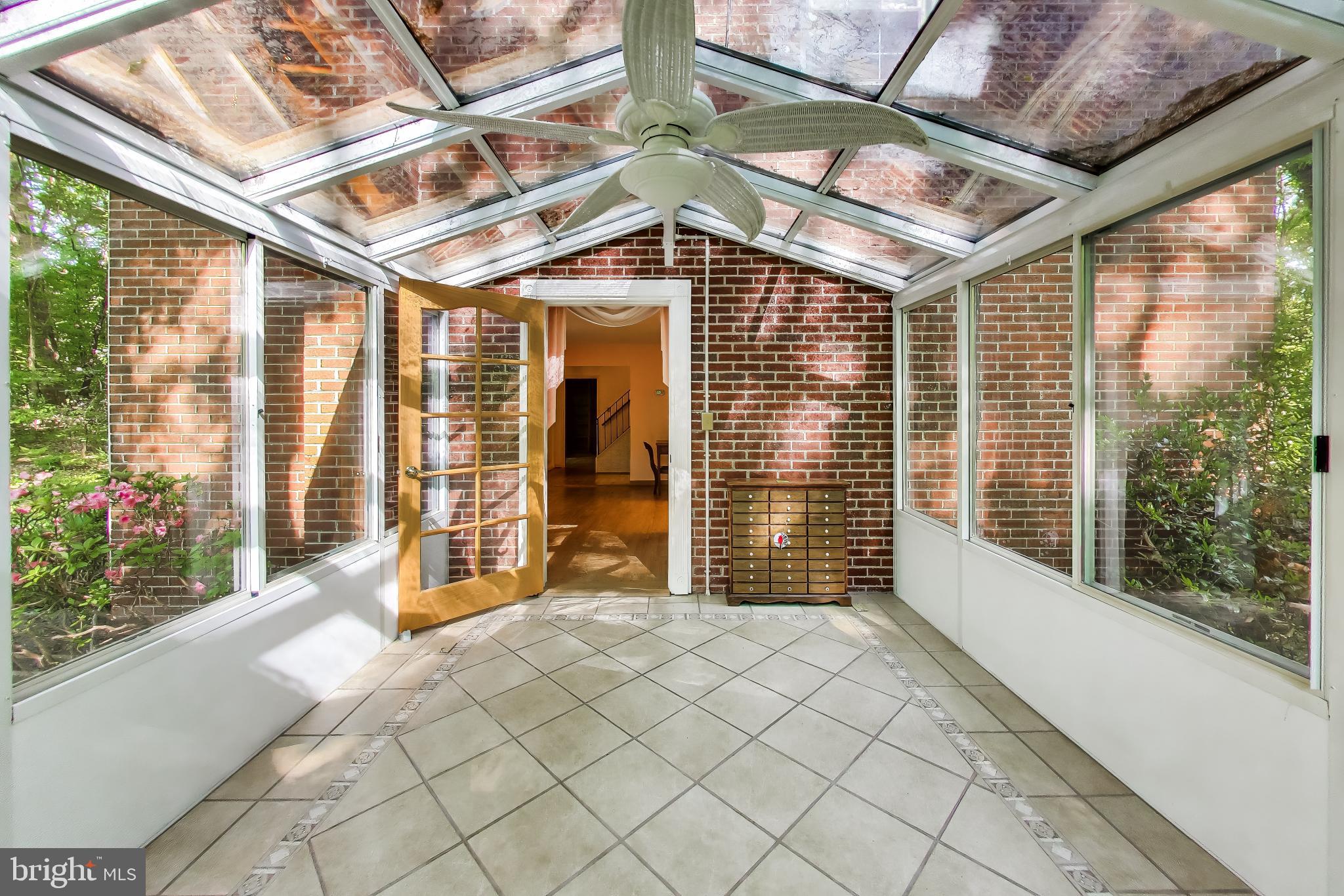 CROOM ACRES - Residential