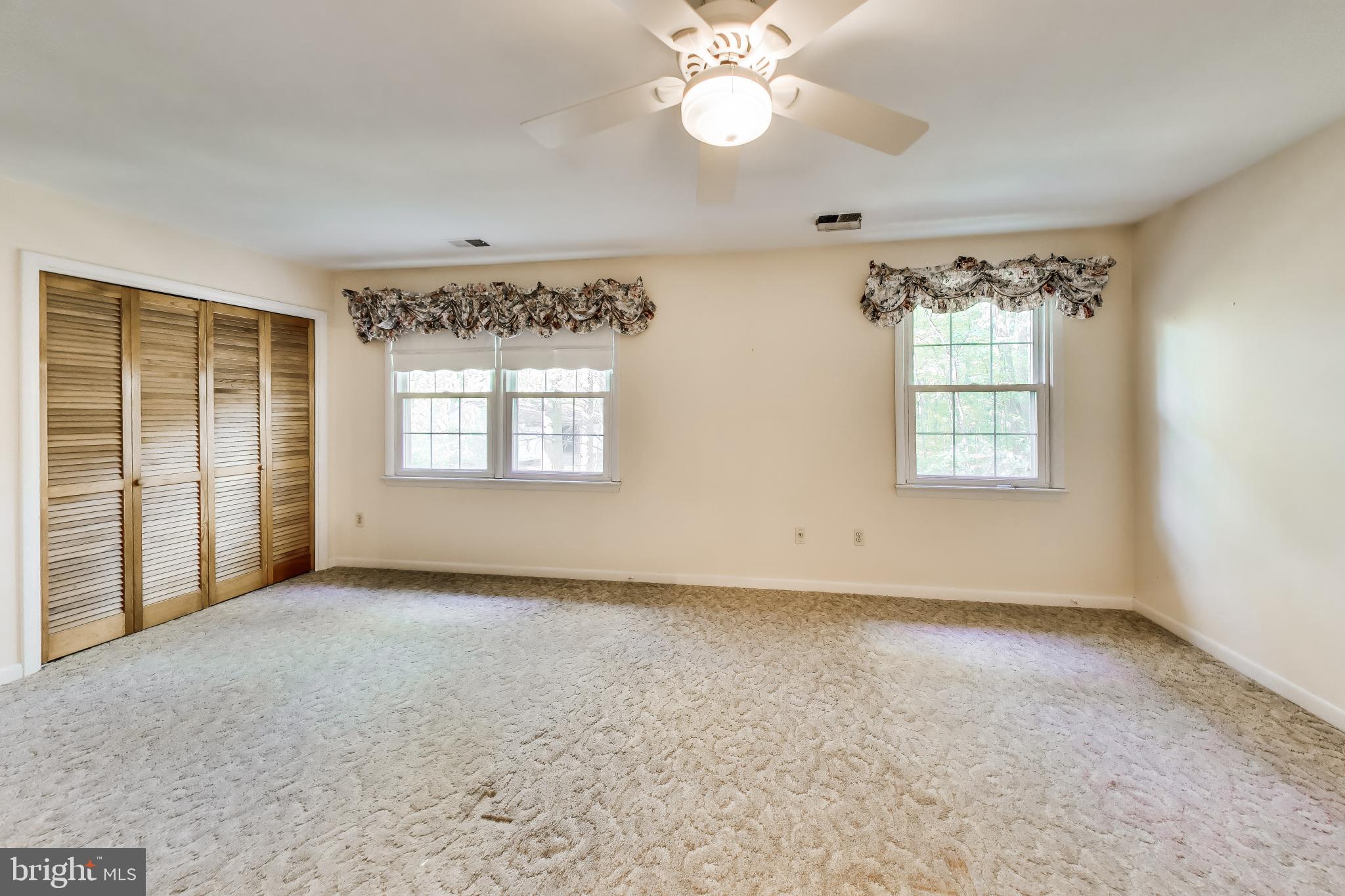 CROOM ACRES - Residential