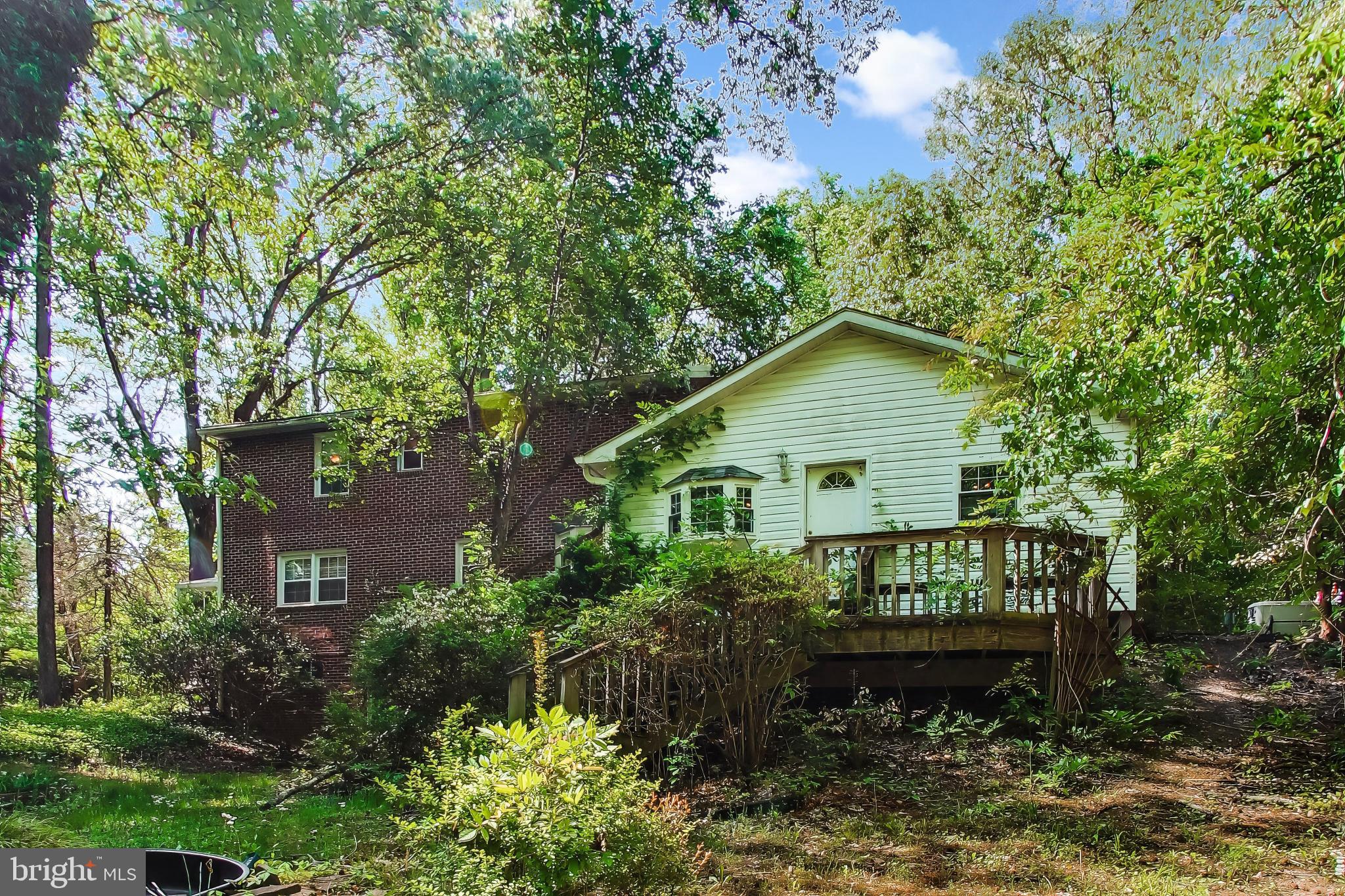 CROOM ACRES - Residential