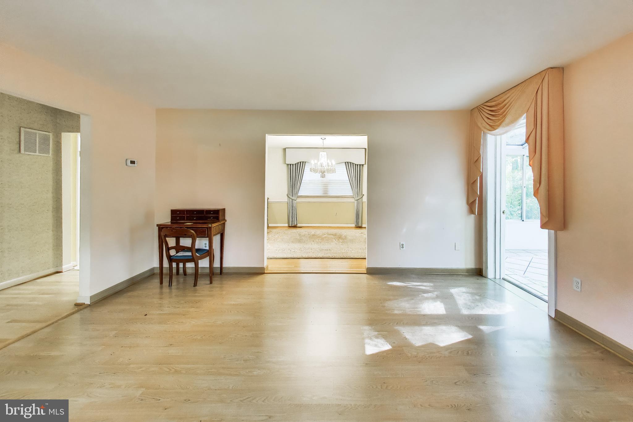 CROOM ACRES - Residential