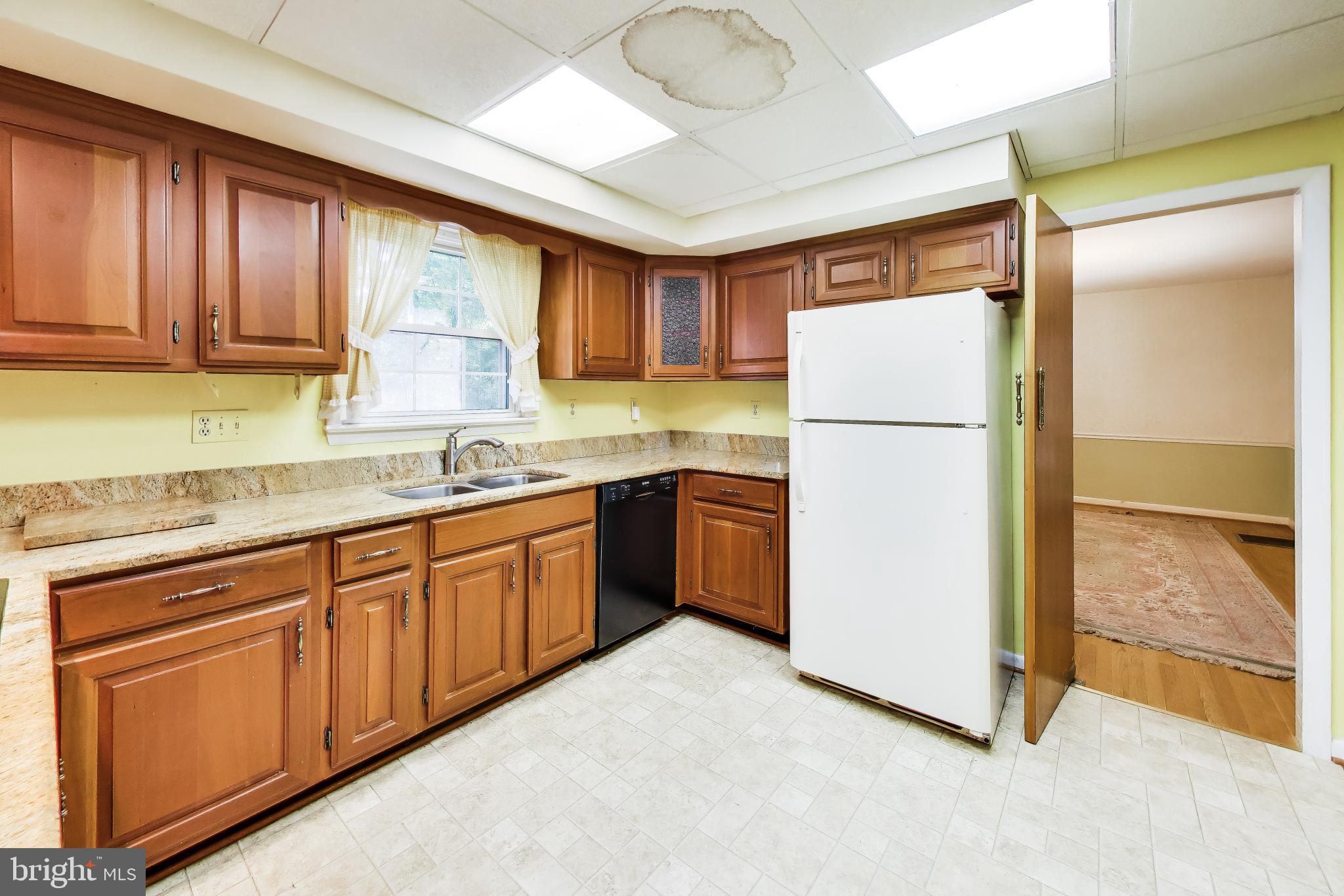 CROOM ACRES - Residential