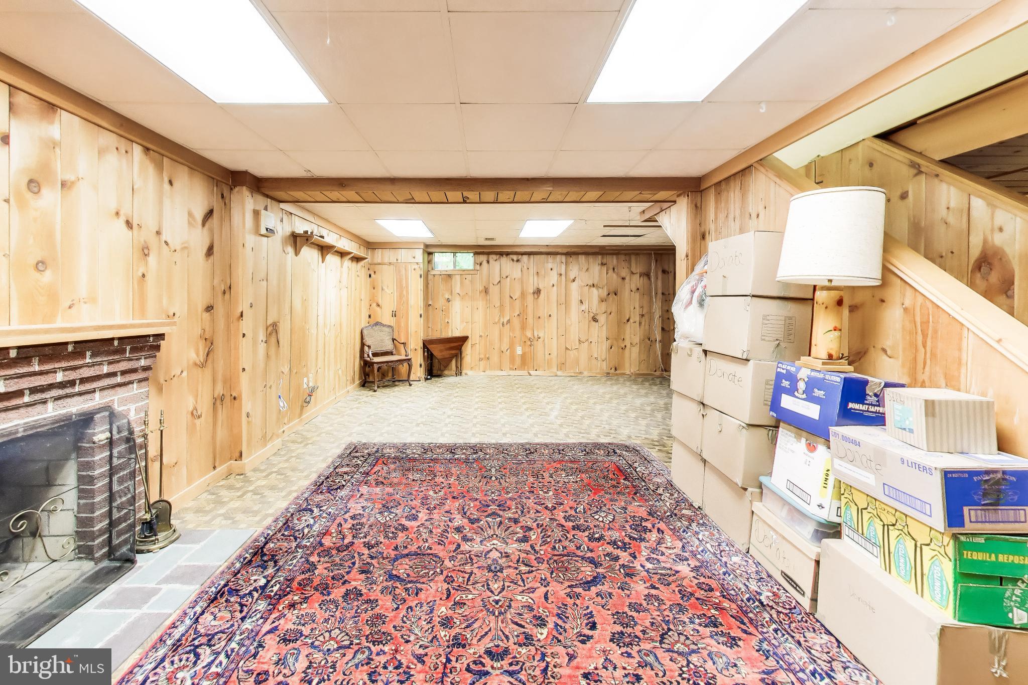 CROOM ACRES - Residential