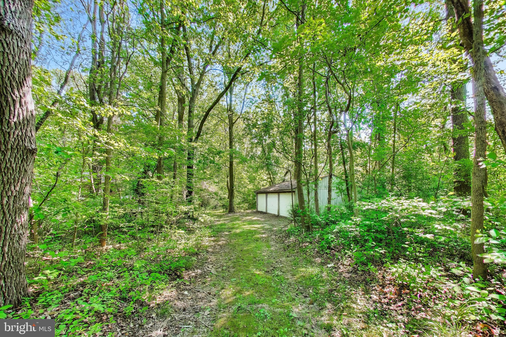 CROOM ACRES - Residential