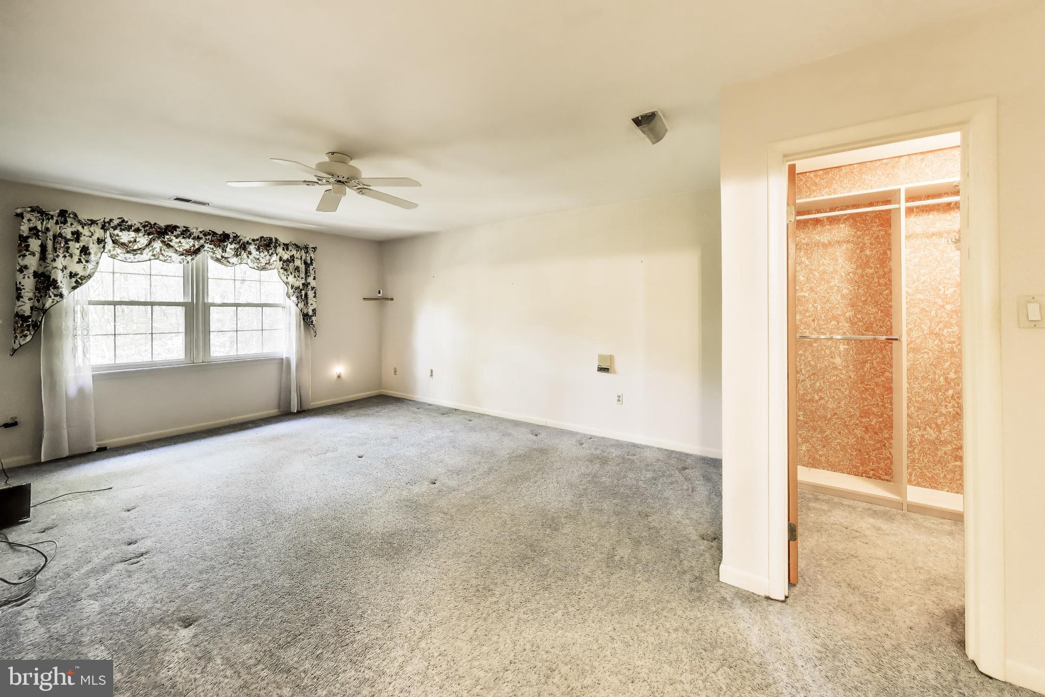 CROOM ACRES - Residential