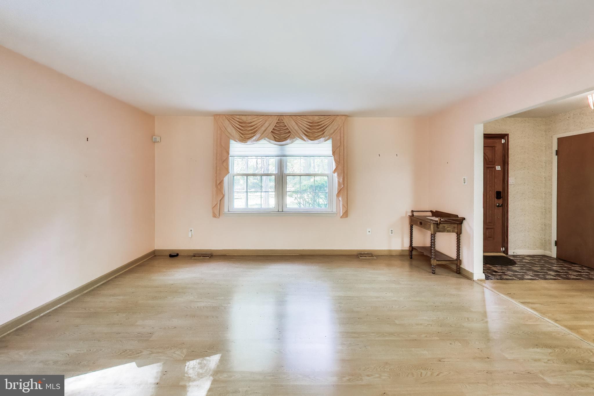 CROOM ACRES - Residential