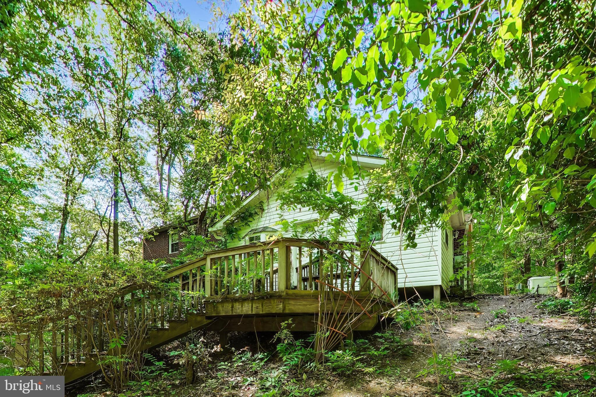 CROOM ACRES - Residential
