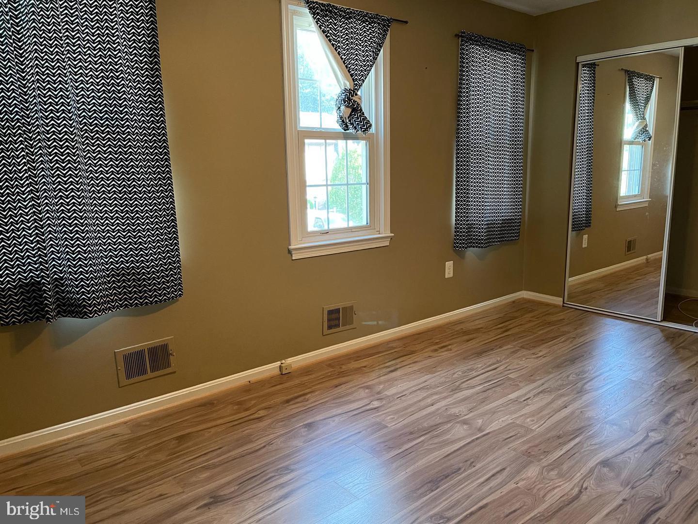 SHADY GROVE VILLAGE - Residential