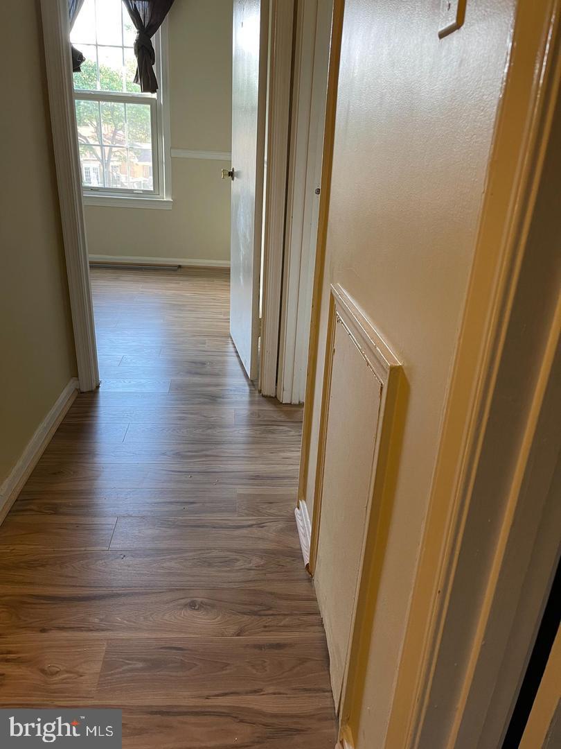 SHADY GROVE VILLAGE - Residential