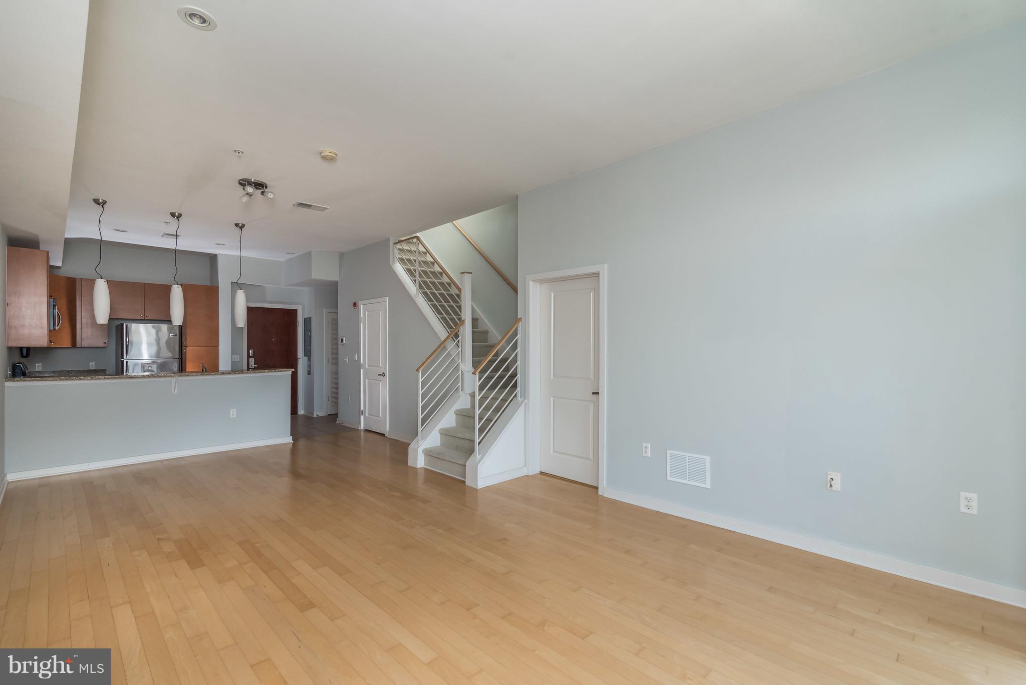 MOUNT VERNON PLACE HISTORIC DISTRICT - Residential Lease