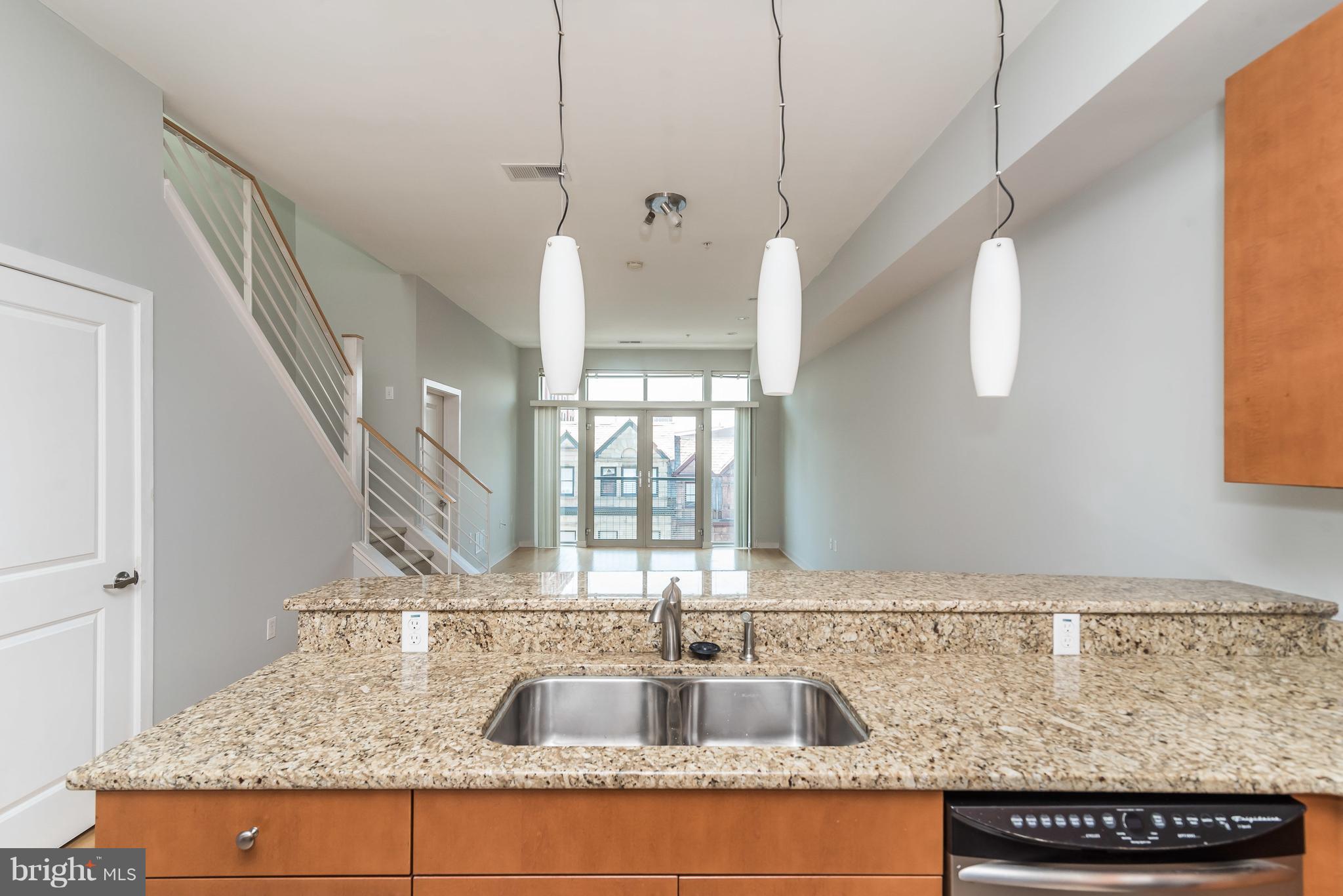 MOUNT VERNON PLACE HISTORIC DISTRICT - Residential Lease