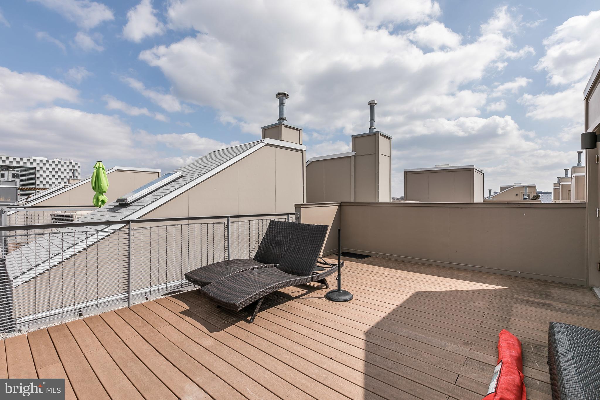 MOUNT VERNON PLACE HISTORIC DISTRICT - Residential Lease