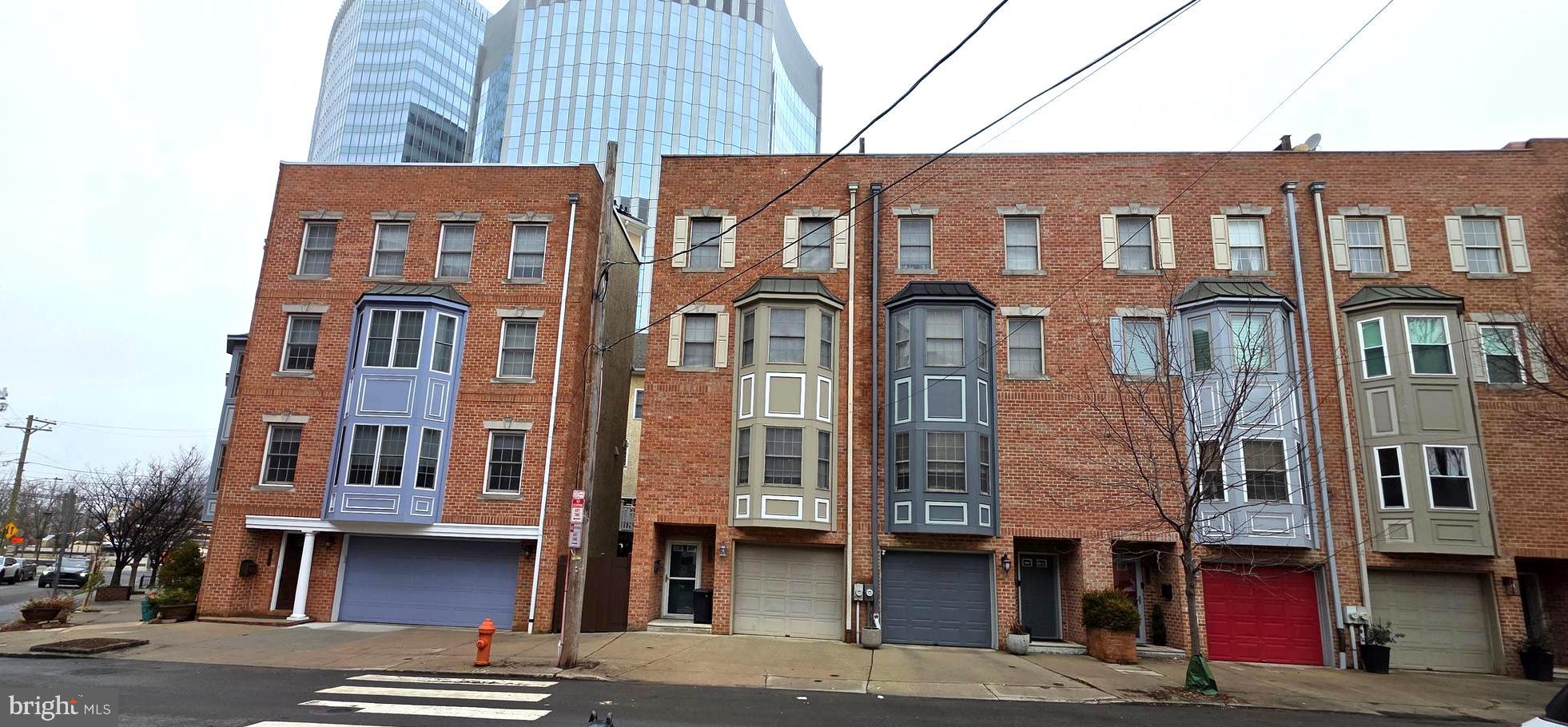 FITLER SQUARE - Residential