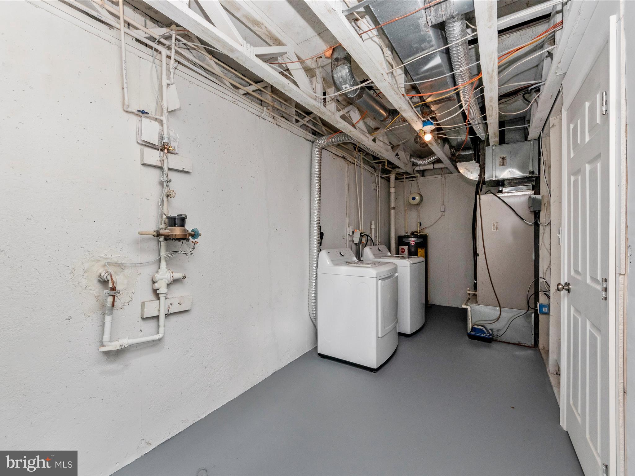 WOODLAND HILLS - Residential