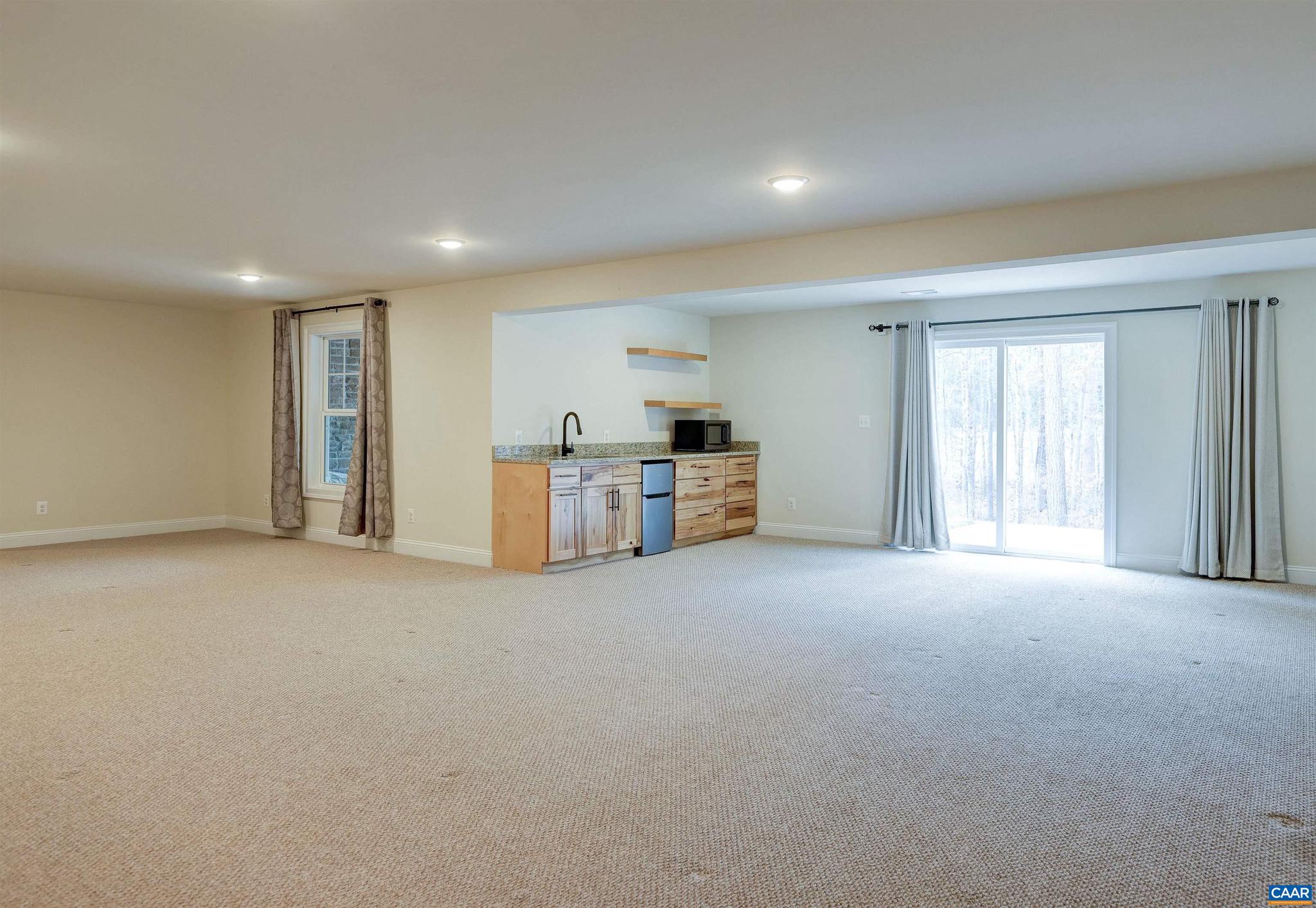 SPRING CREEK - Residential