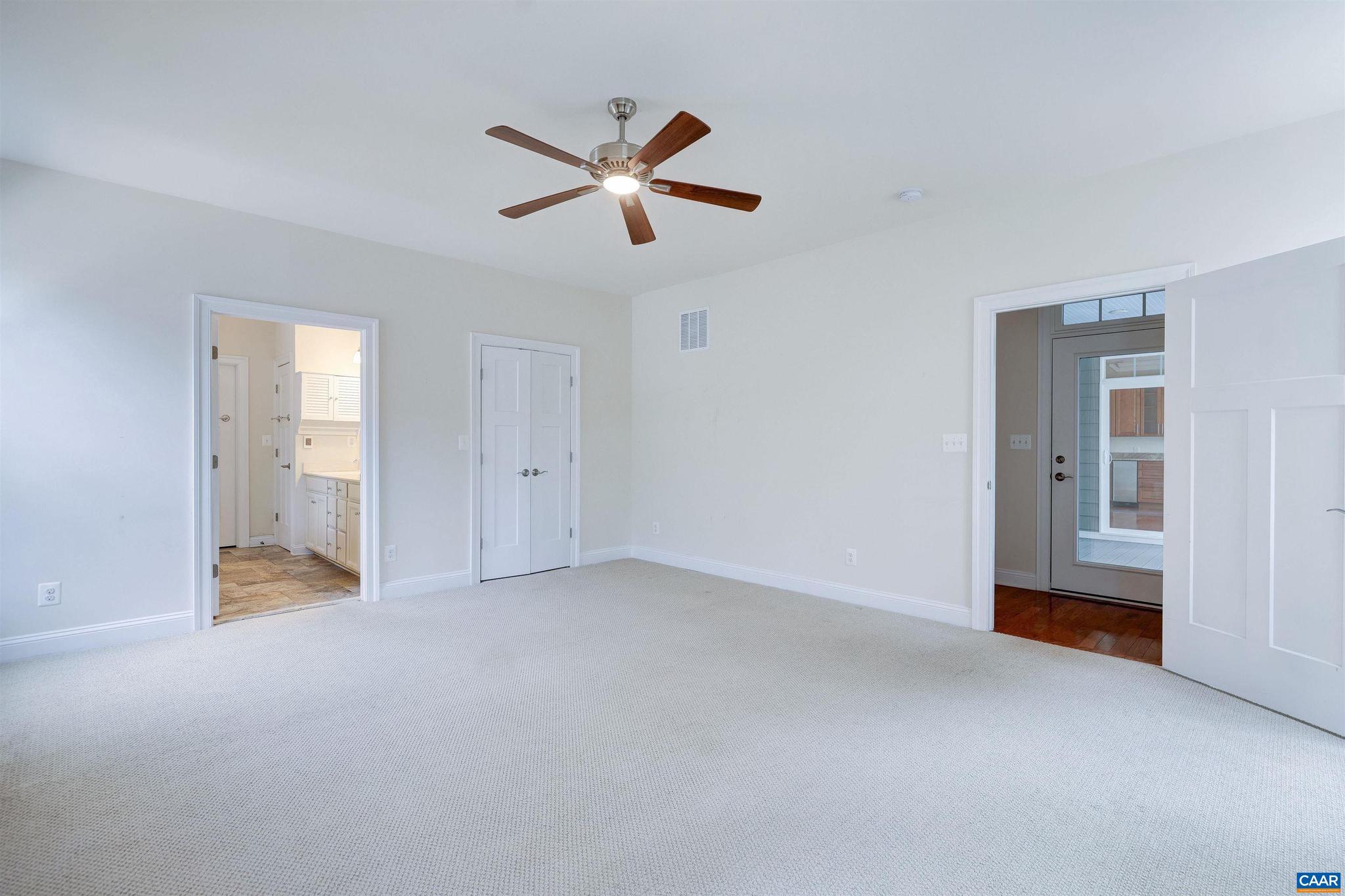 SPRING CREEK - Residential