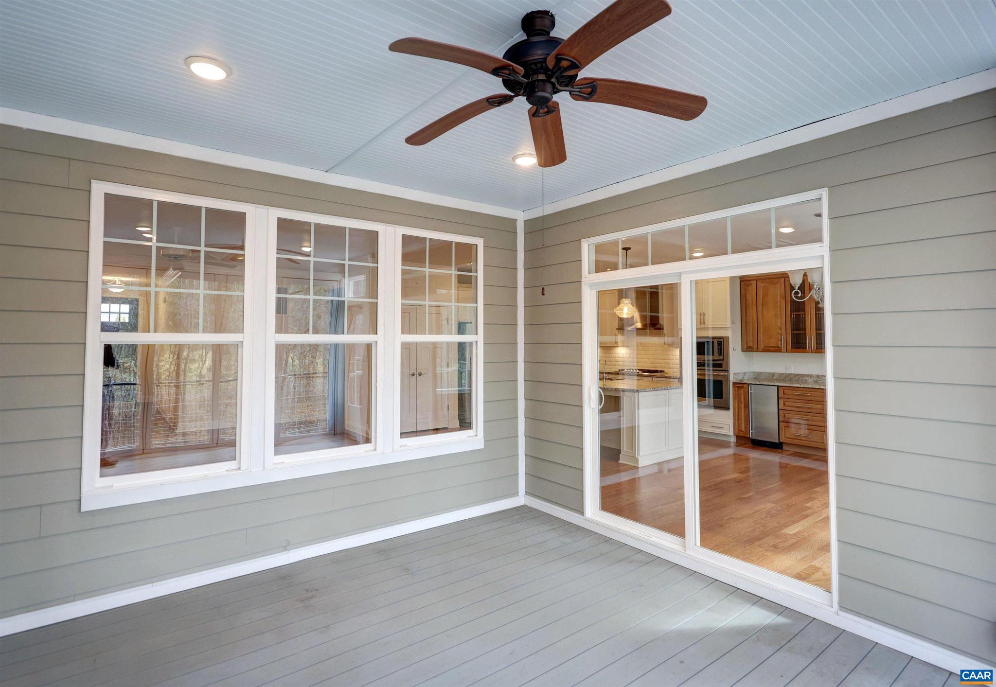 SPRING CREEK - Residential